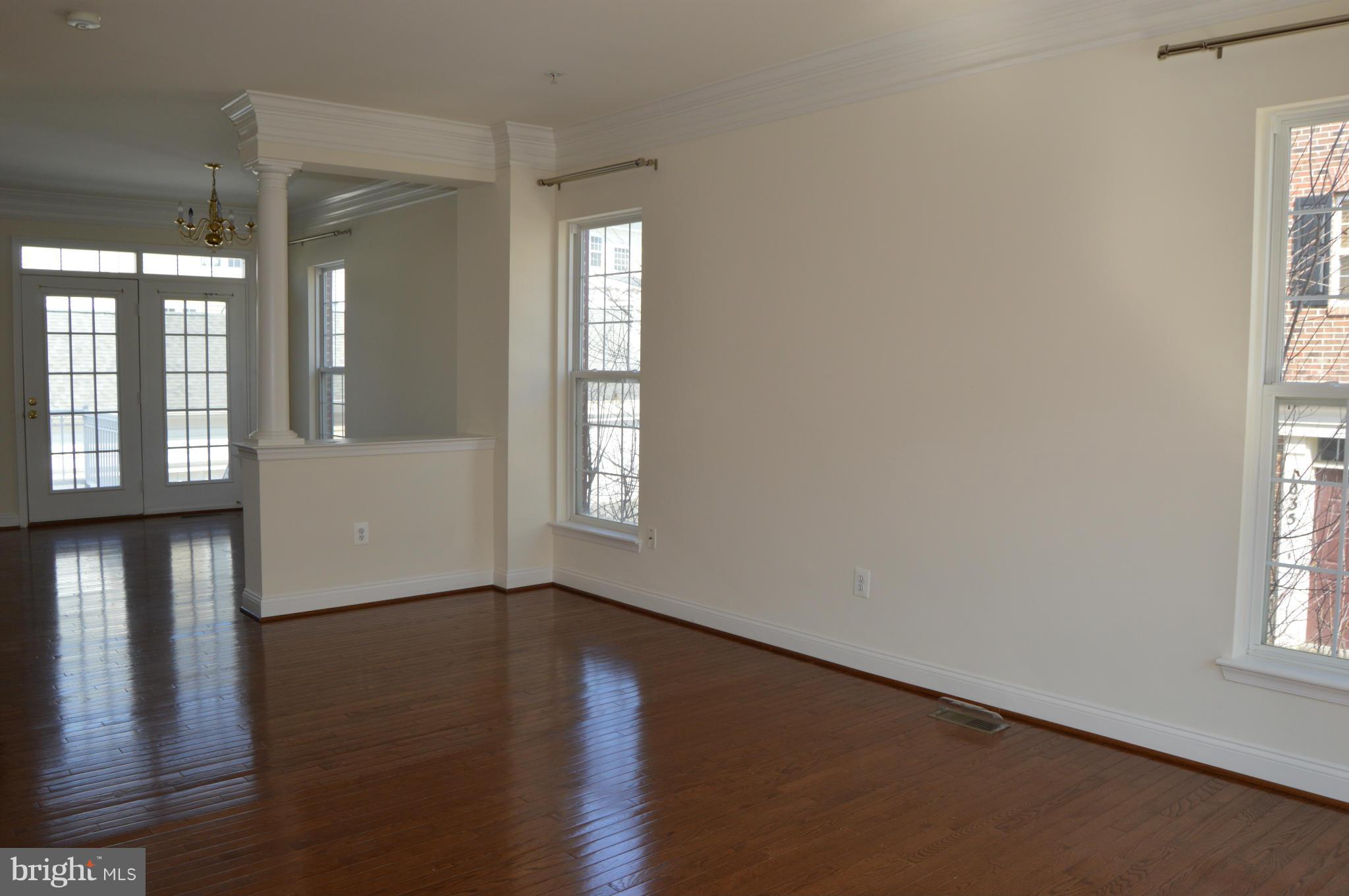 KING FARM BAILEYS COMMON - Residential Lease