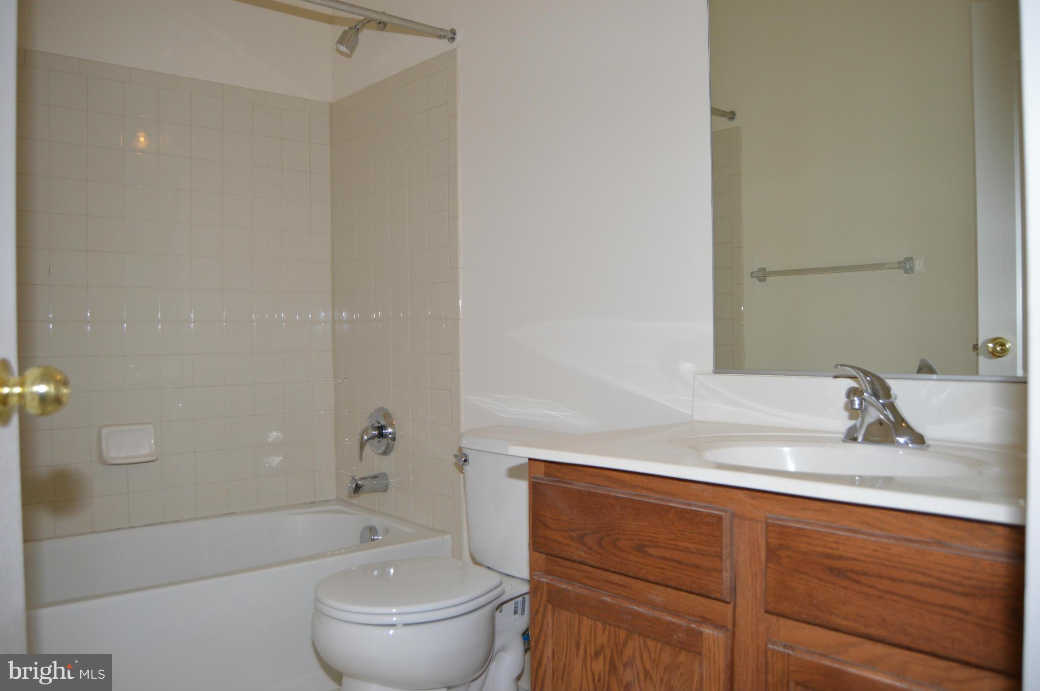 KING FARM BAILEYS COMMON - Residential Lease