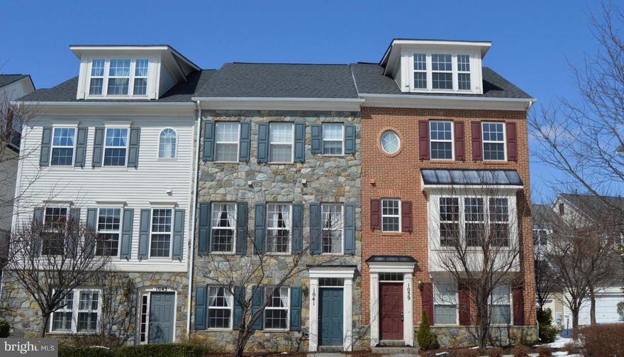 Great 4 level up End Unit TH in the Kings Farm location with a 2CG below the TH.  Owners have just had the entire TH painted and it shows beautifully.  Note Court is a horseshoe facing Gaither Rd...TH is on the NW corner of courtyard, park in back by garage door.Owners finished off a MBR Suite on the 4th Level which is huge and with a incredible bathroom, MBR on the 3rd Level is also very nice.