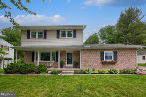 Homes For Sale - 1019 Devonshire Road<br/> LANCASTER, PA 17601