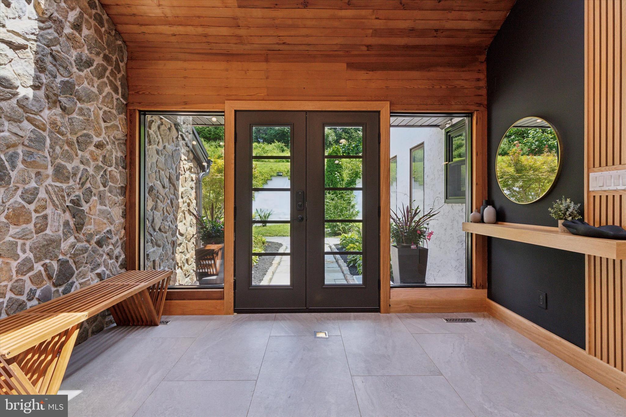 1220 VALLEY ROAD