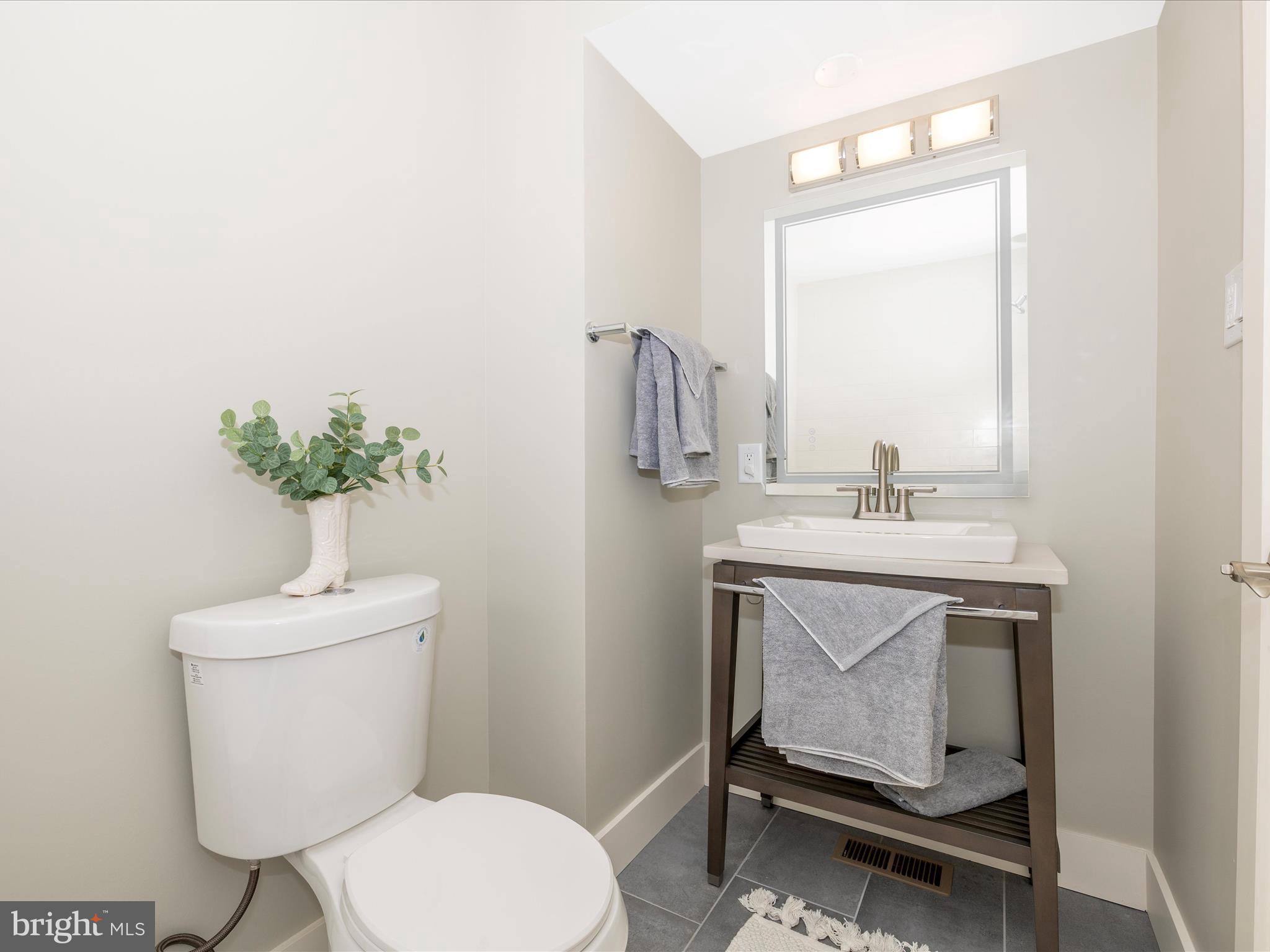 LAYHILL SOUTH - Residential