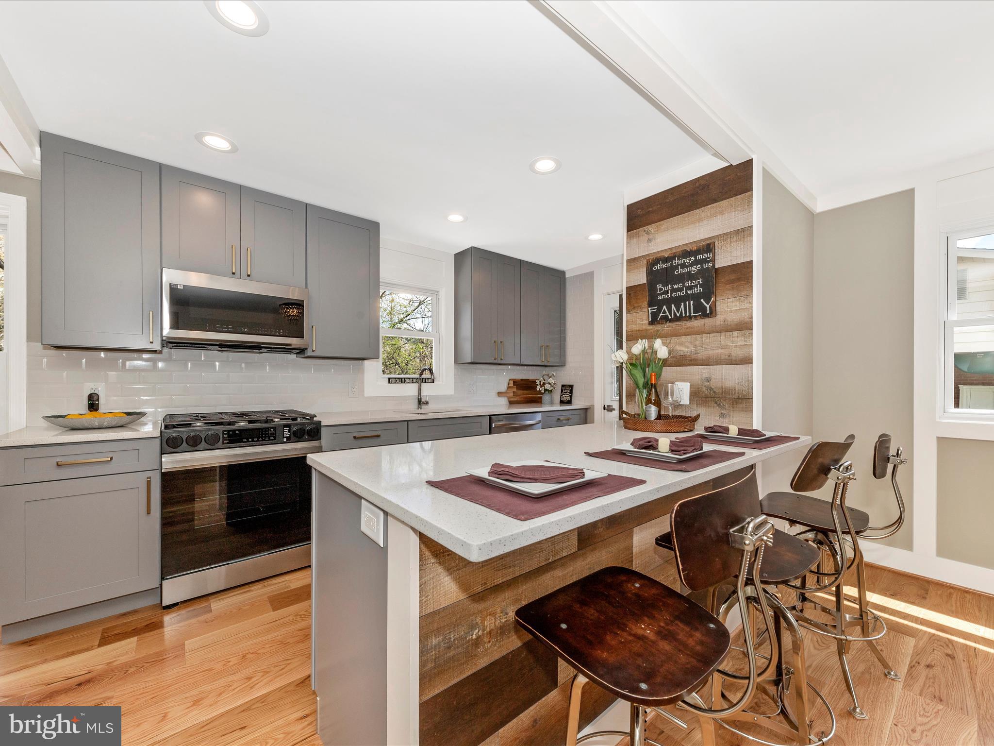 LAYHILL SOUTH - Residential