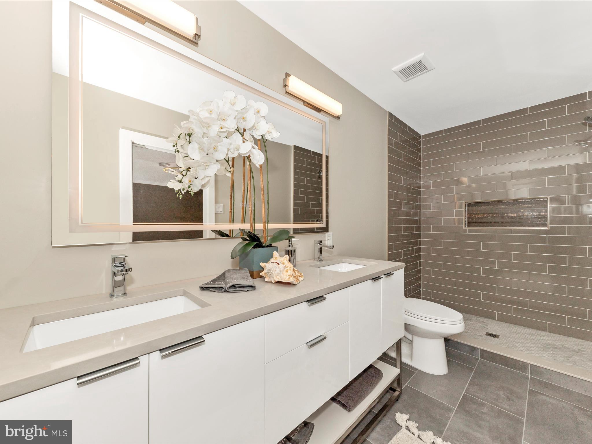 LAYHILL SOUTH - Residential