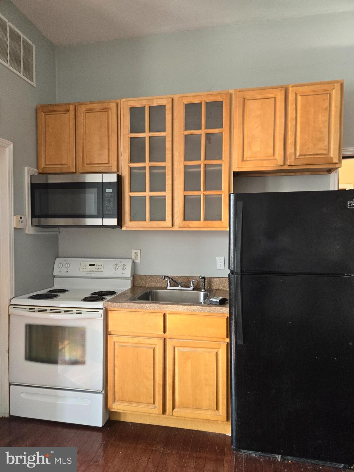 TEMPLE UNIVERSITY - Residential Lease