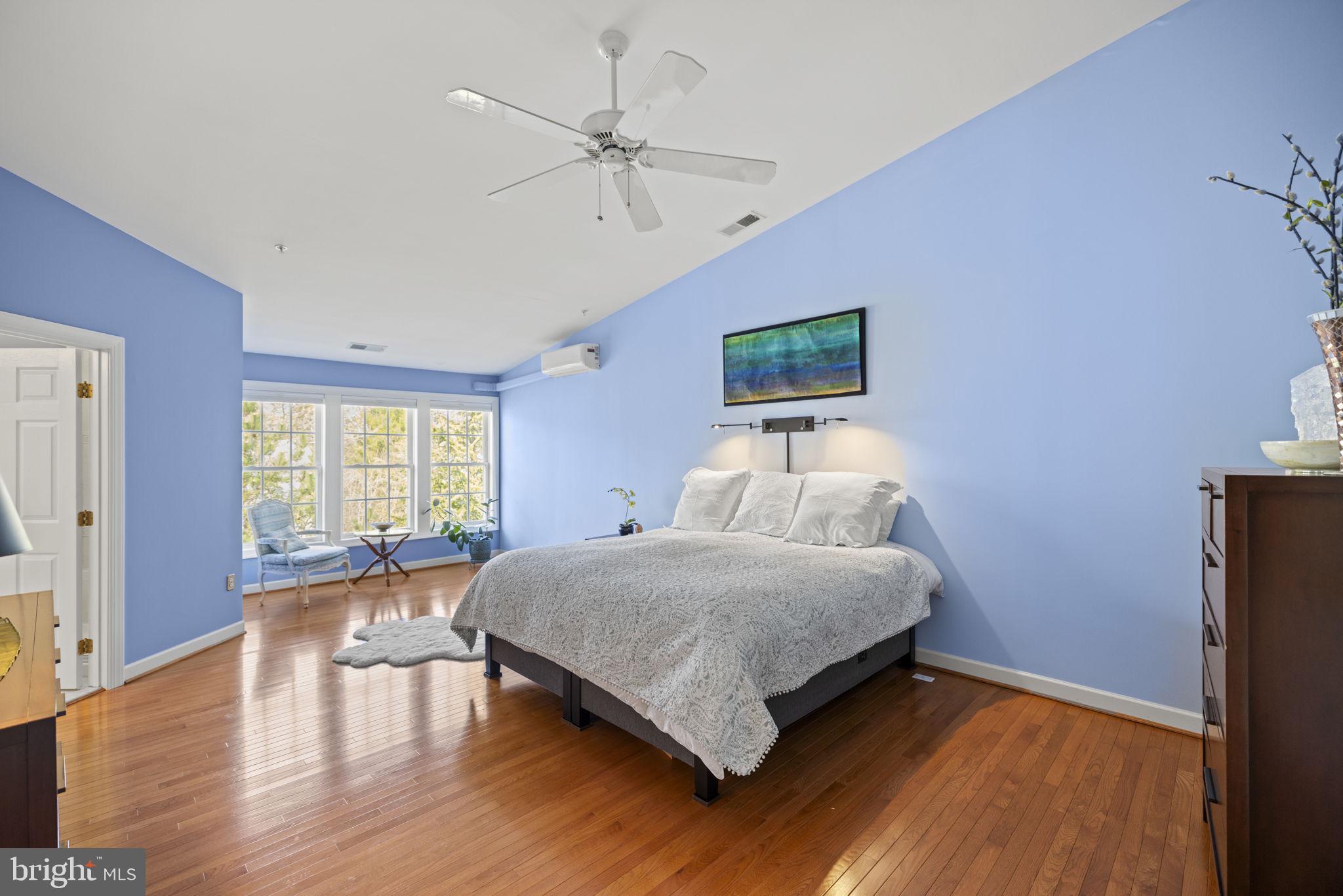 MONTGOMERY WHITE OAK - Residential