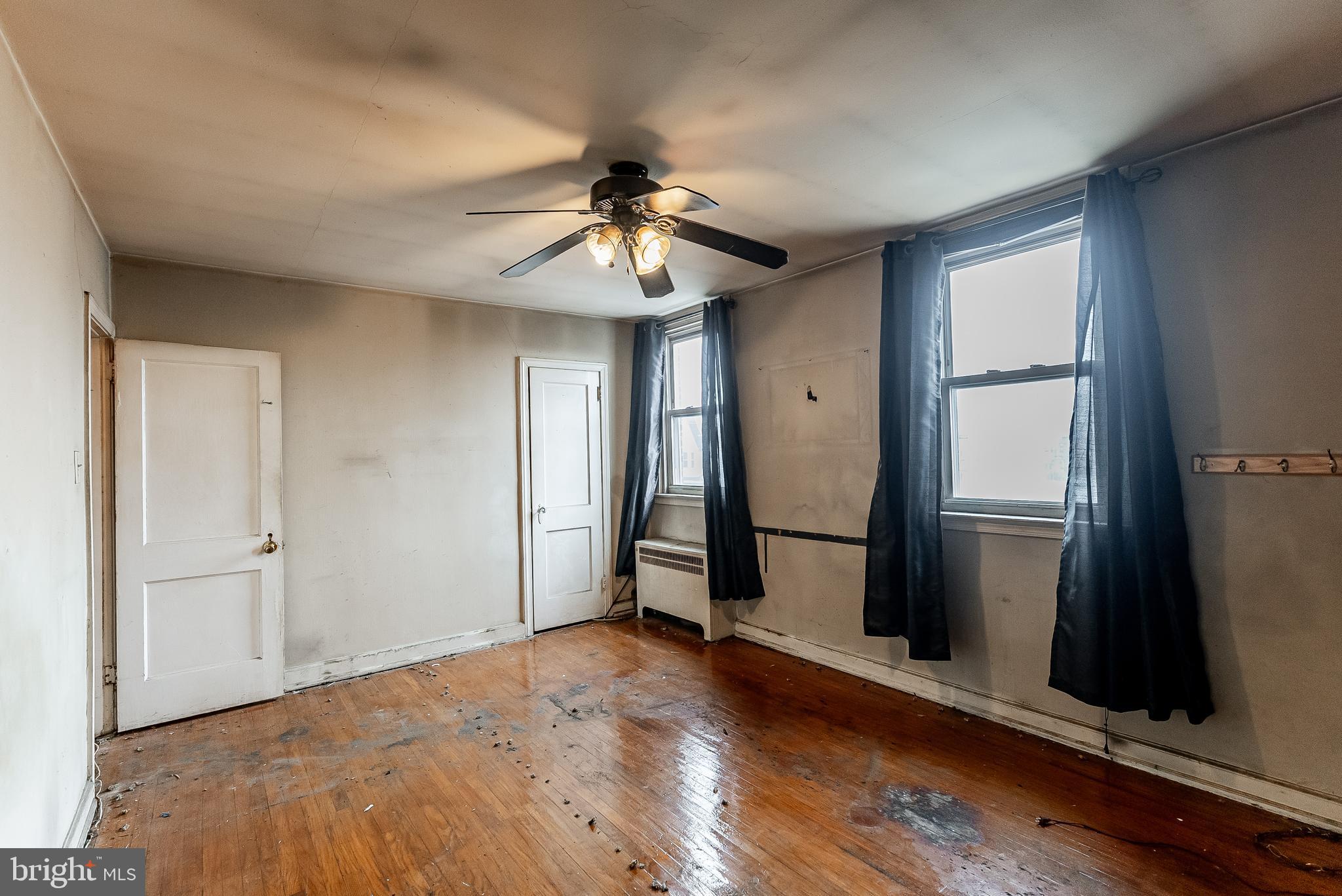 MAYFAIR (EAST) - Residential