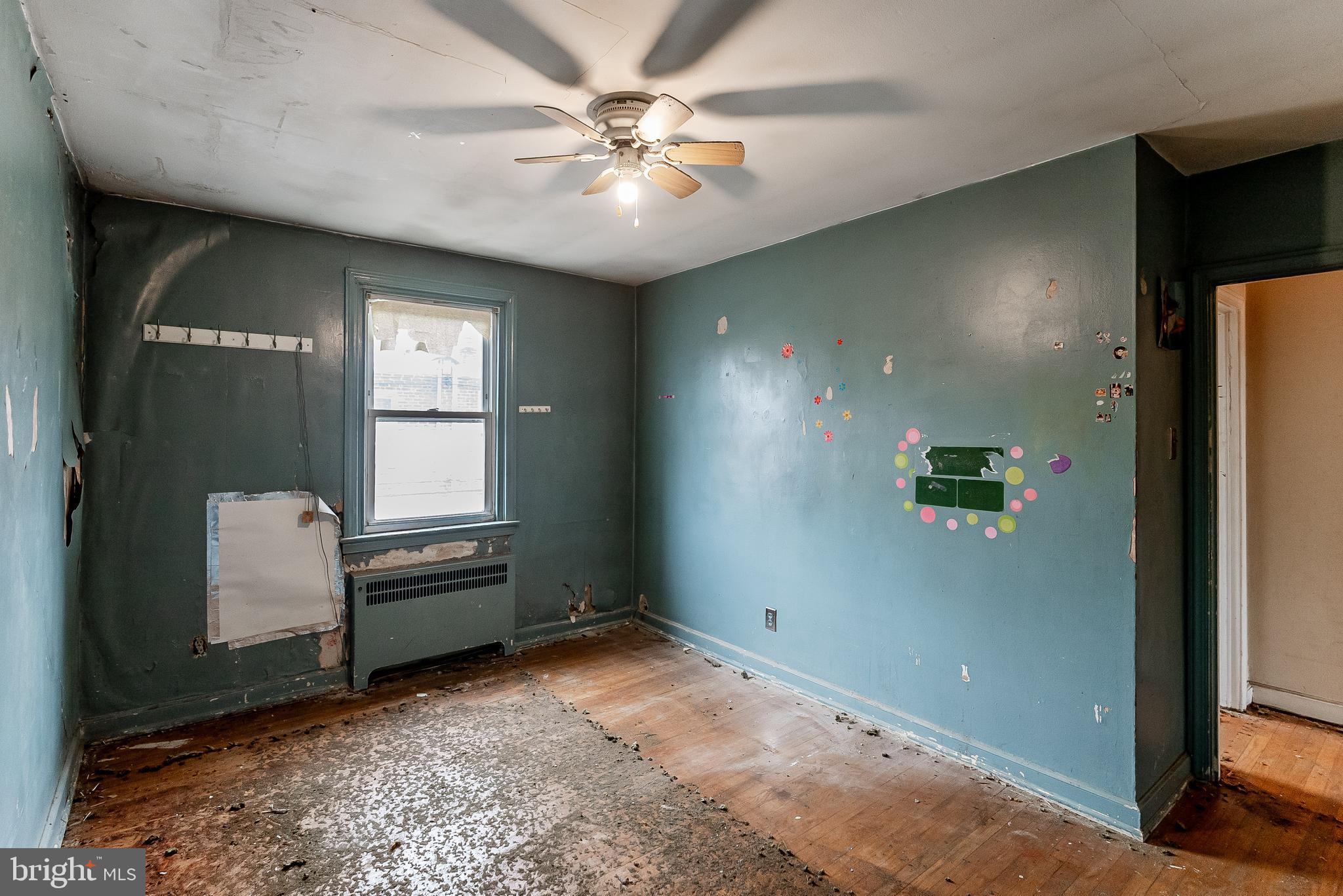 MAYFAIR (EAST) - Residential