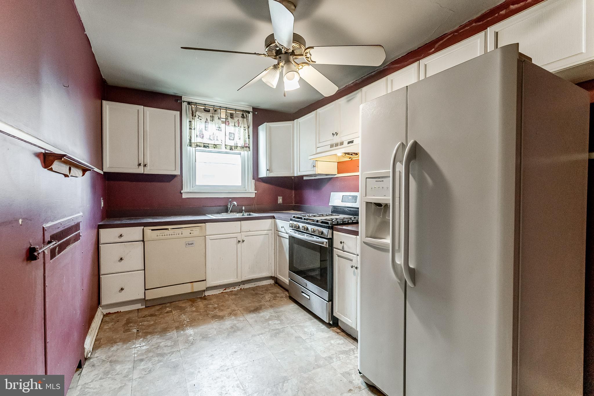 MAYFAIR (EAST) - Residential