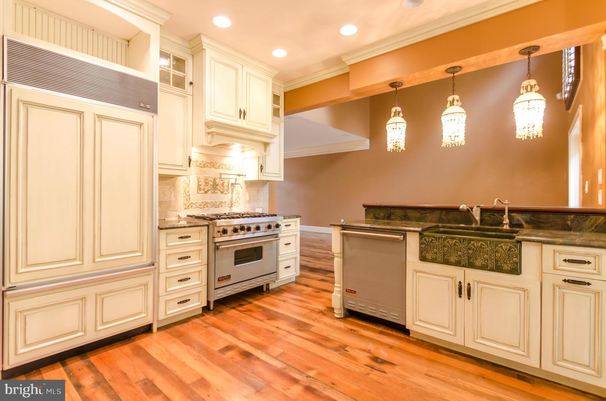 PEBBLE CREEK - Residential Lease