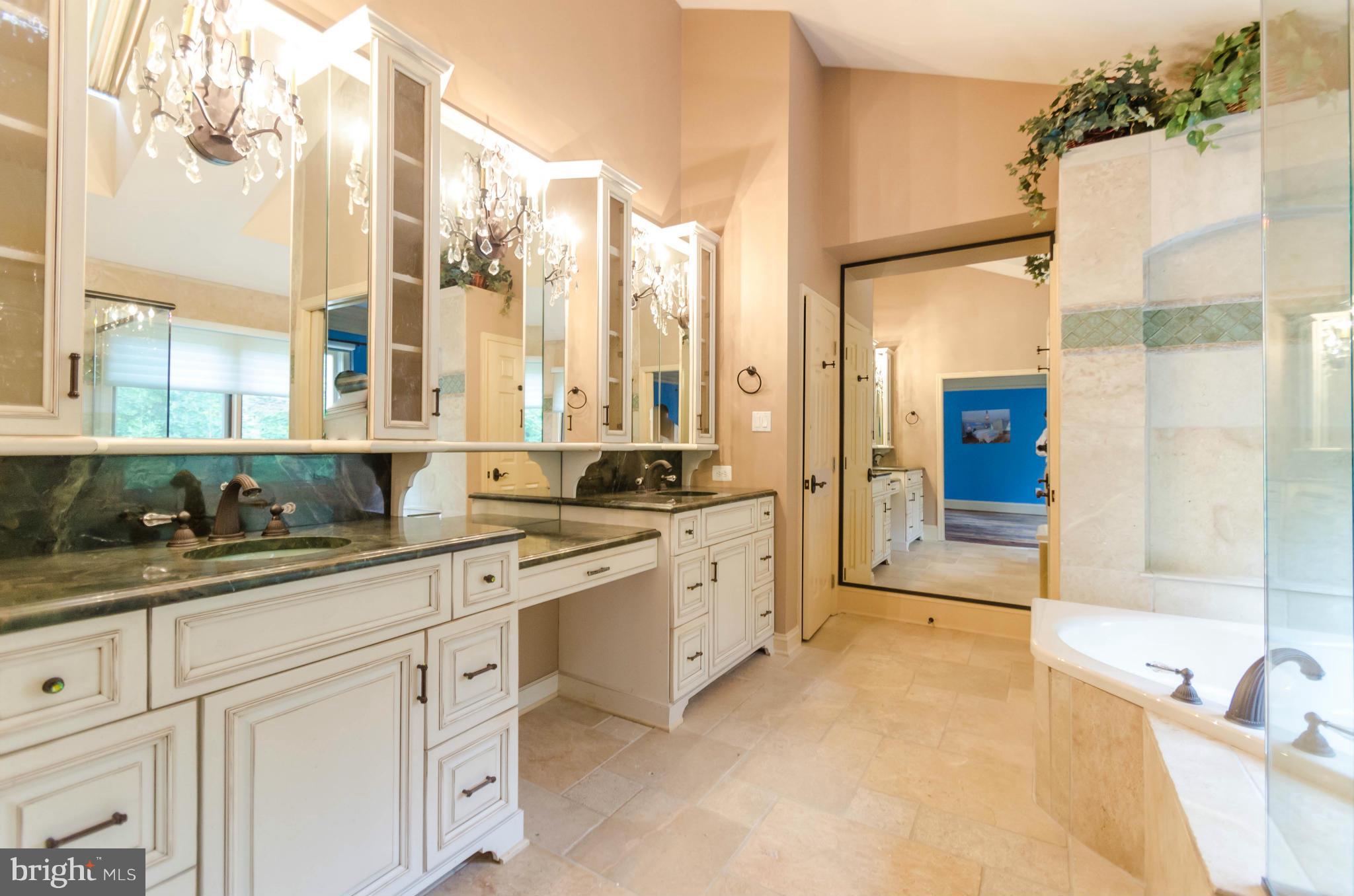 PEBBLE CREEK - Residential Lease