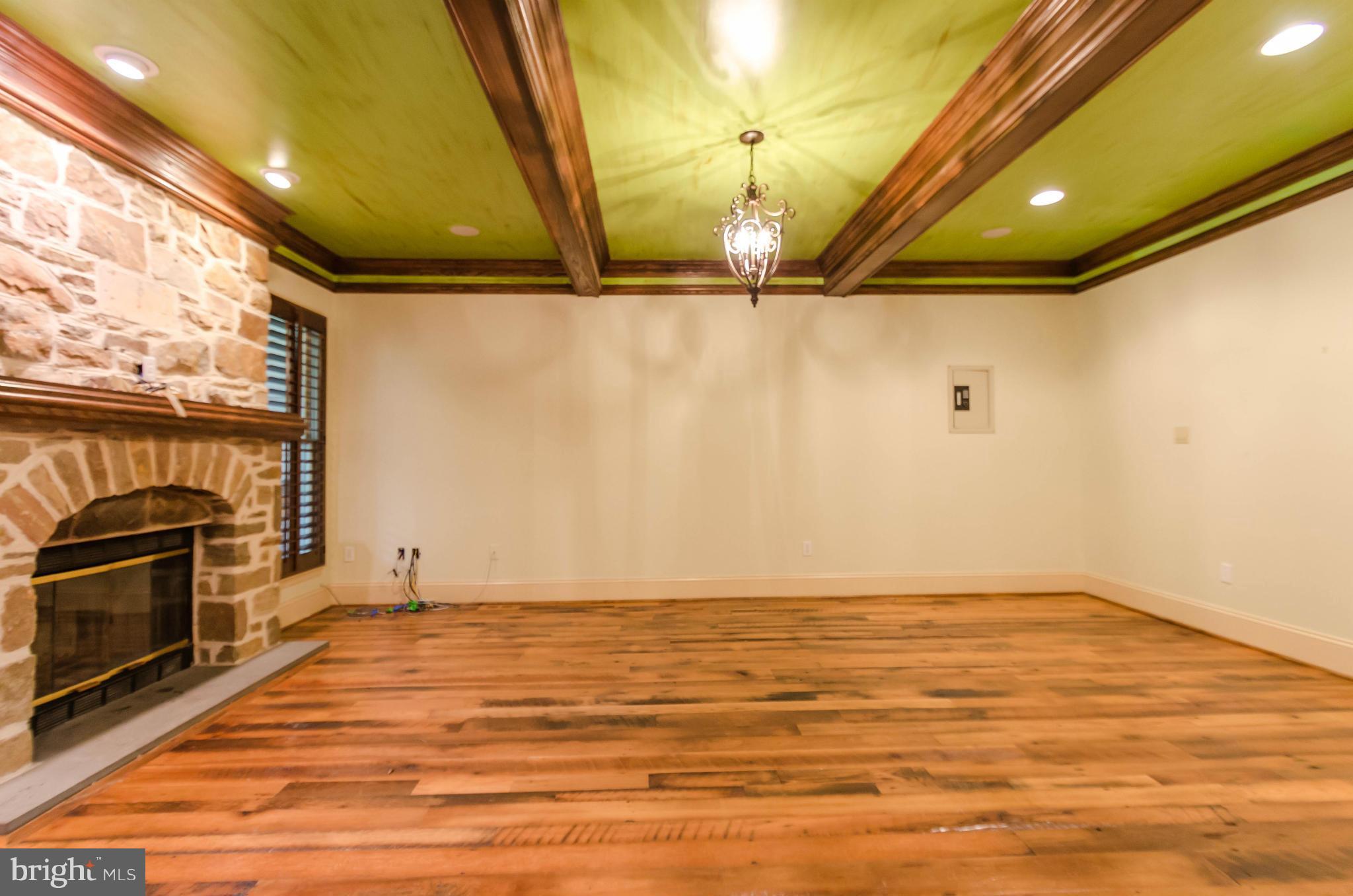 PEBBLE CREEK - Residential Lease