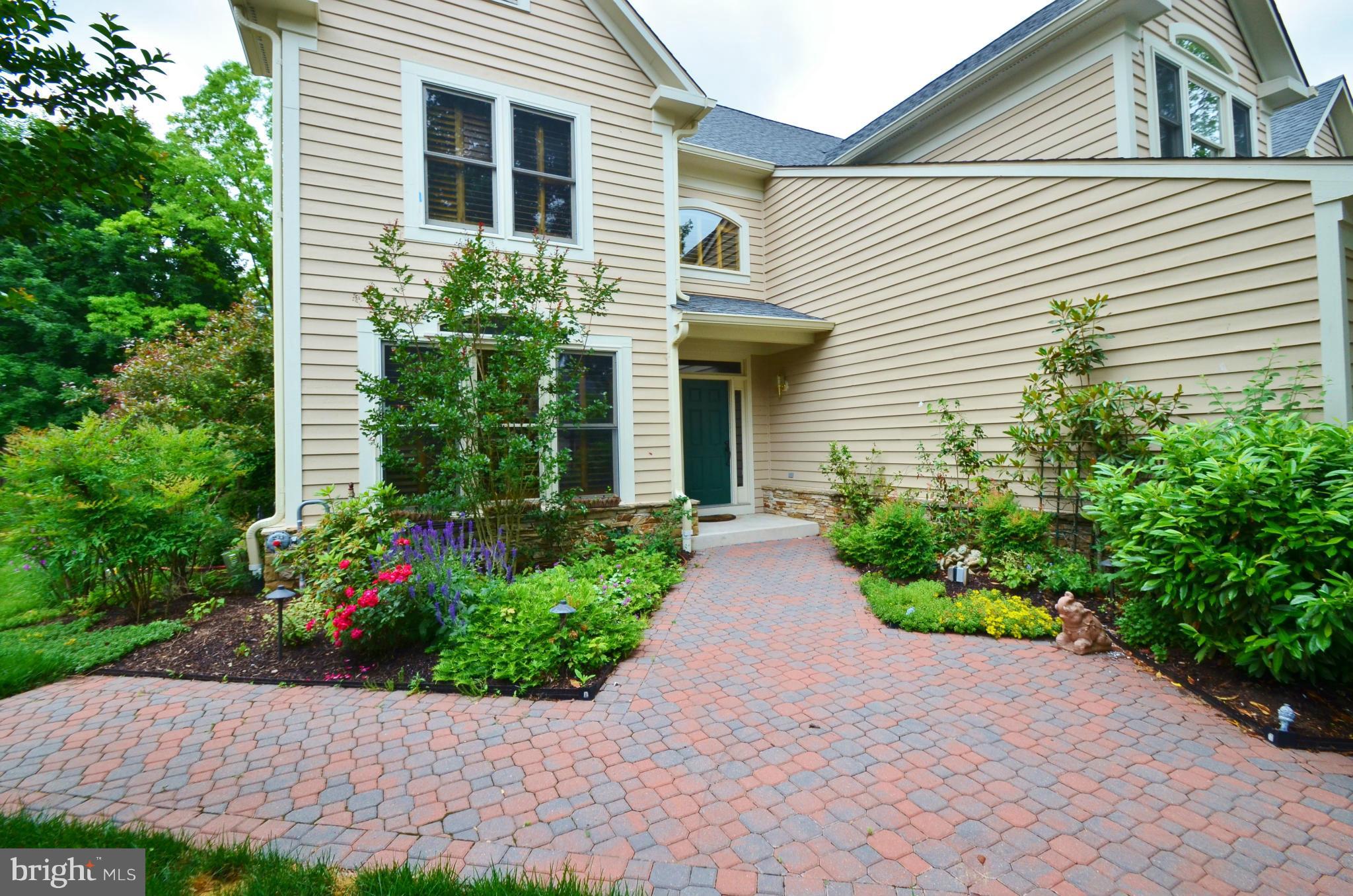 PEBBLE CREEK - Residential Lease