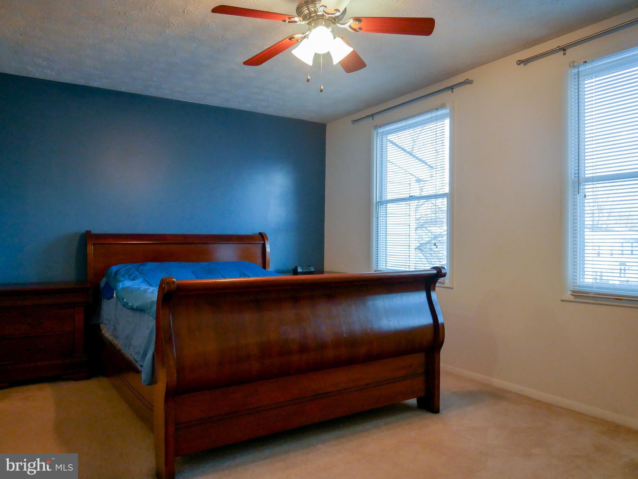 GUNNERS LAKE VILLAGE - Residential