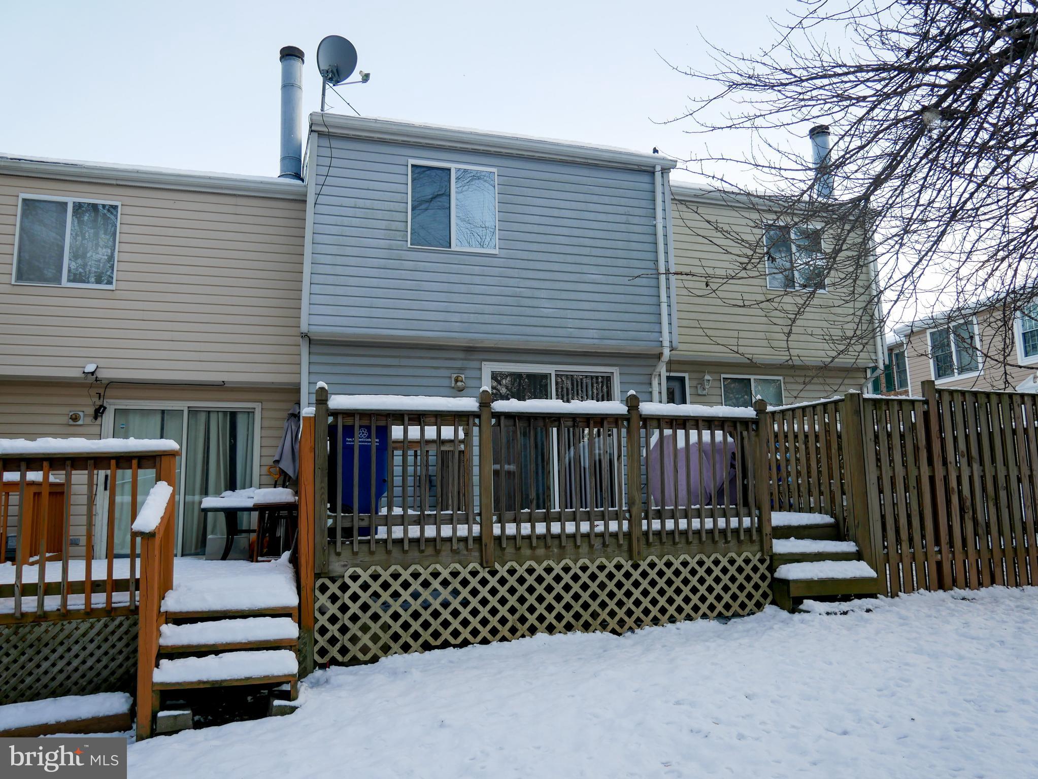 GUNNERS LAKE VILLAGE - Residential