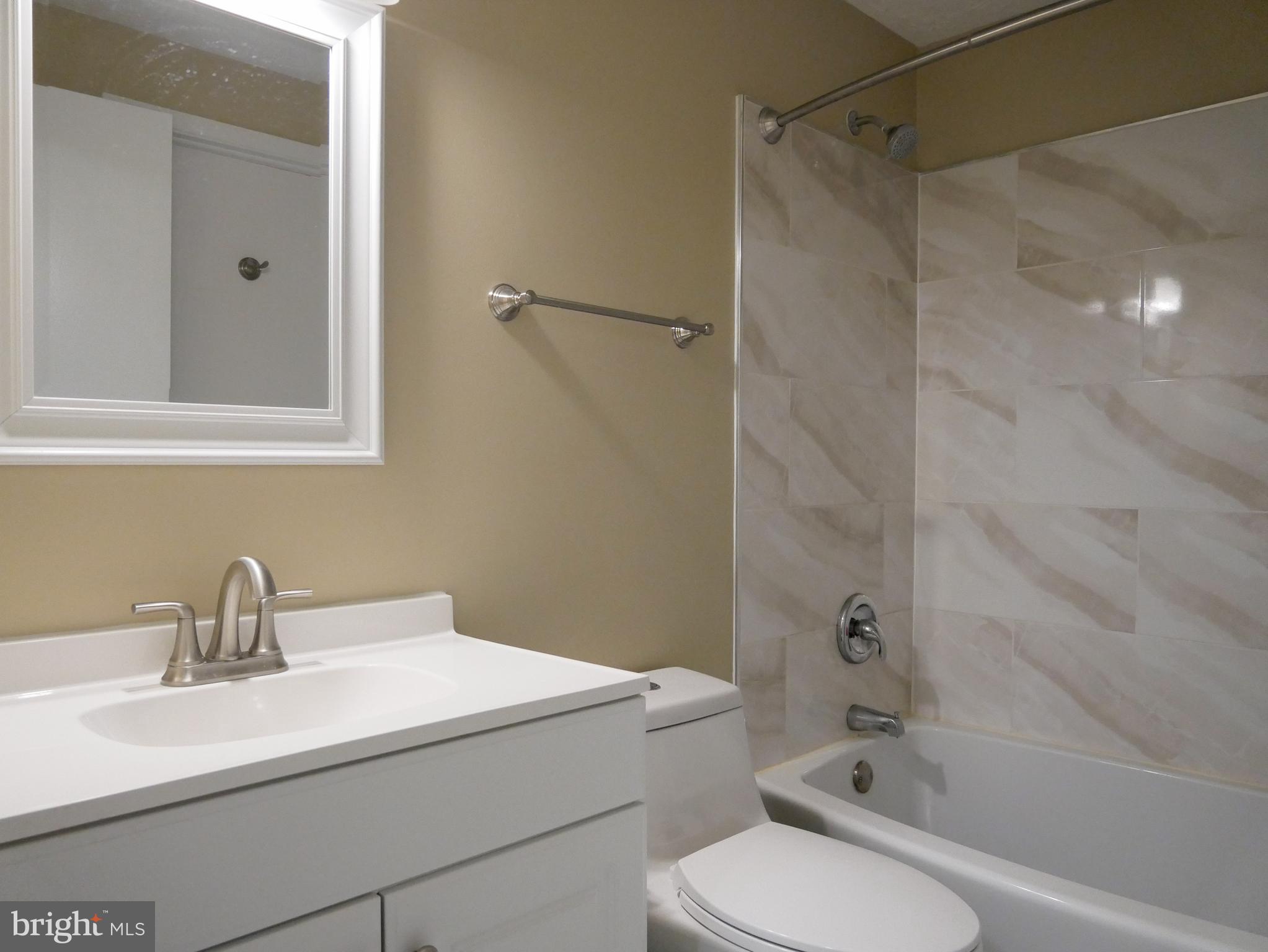 GUNNERS LAKE VILLAGE - Residential