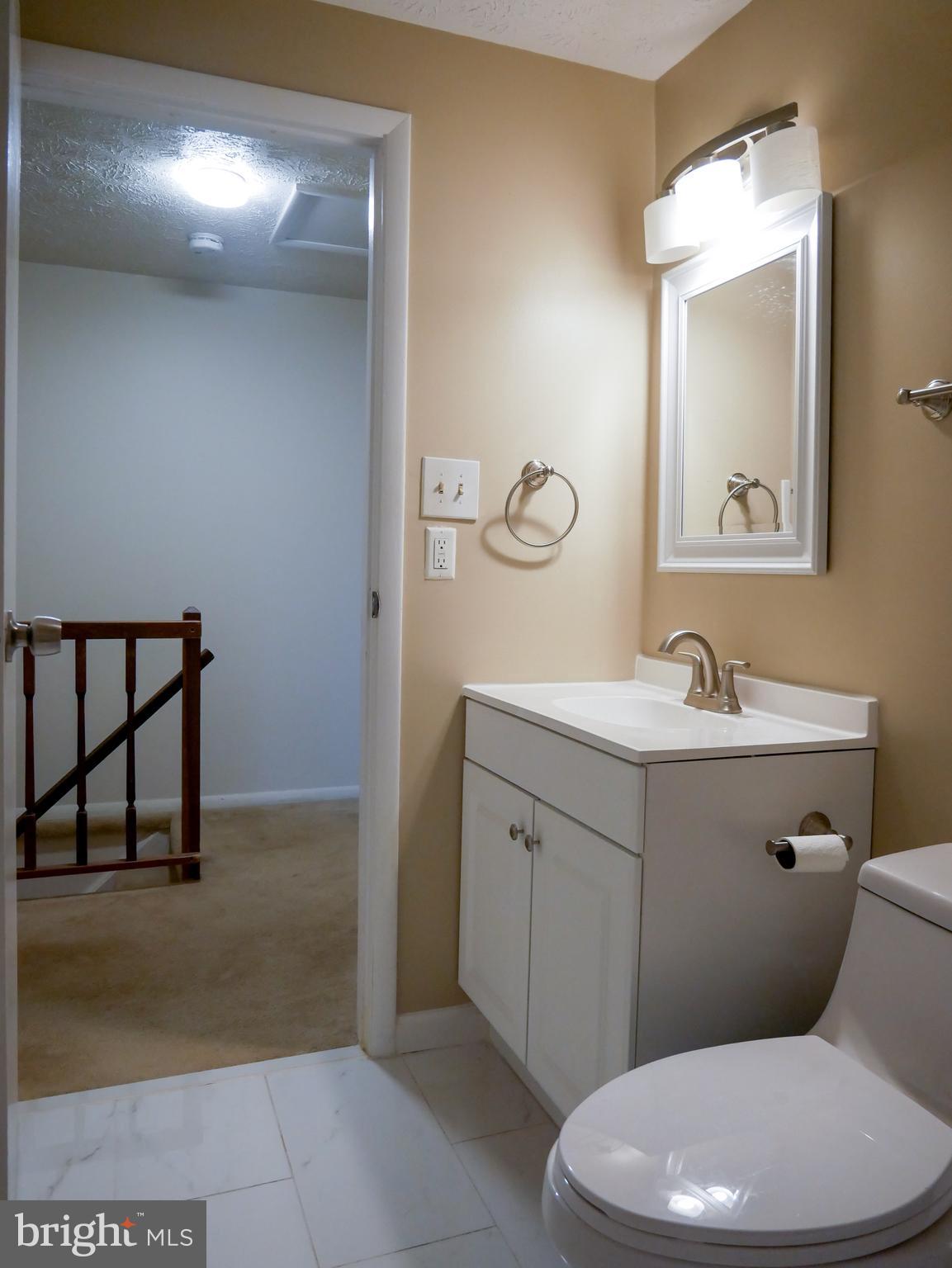 GUNNERS LAKE VILLAGE - Residential