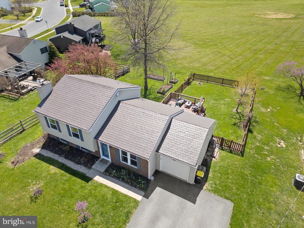 Photo of 212 Petersburg Road, LITITZ, PA 17543 (MLS # PALA2068256)