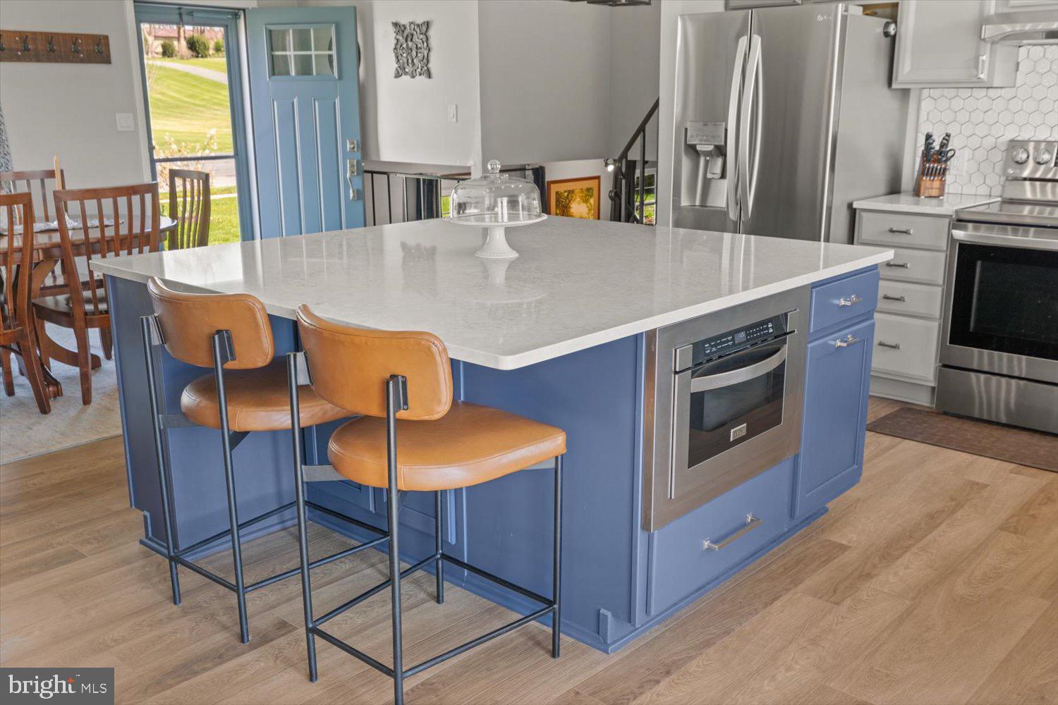 VILLAGE PARK - Residential