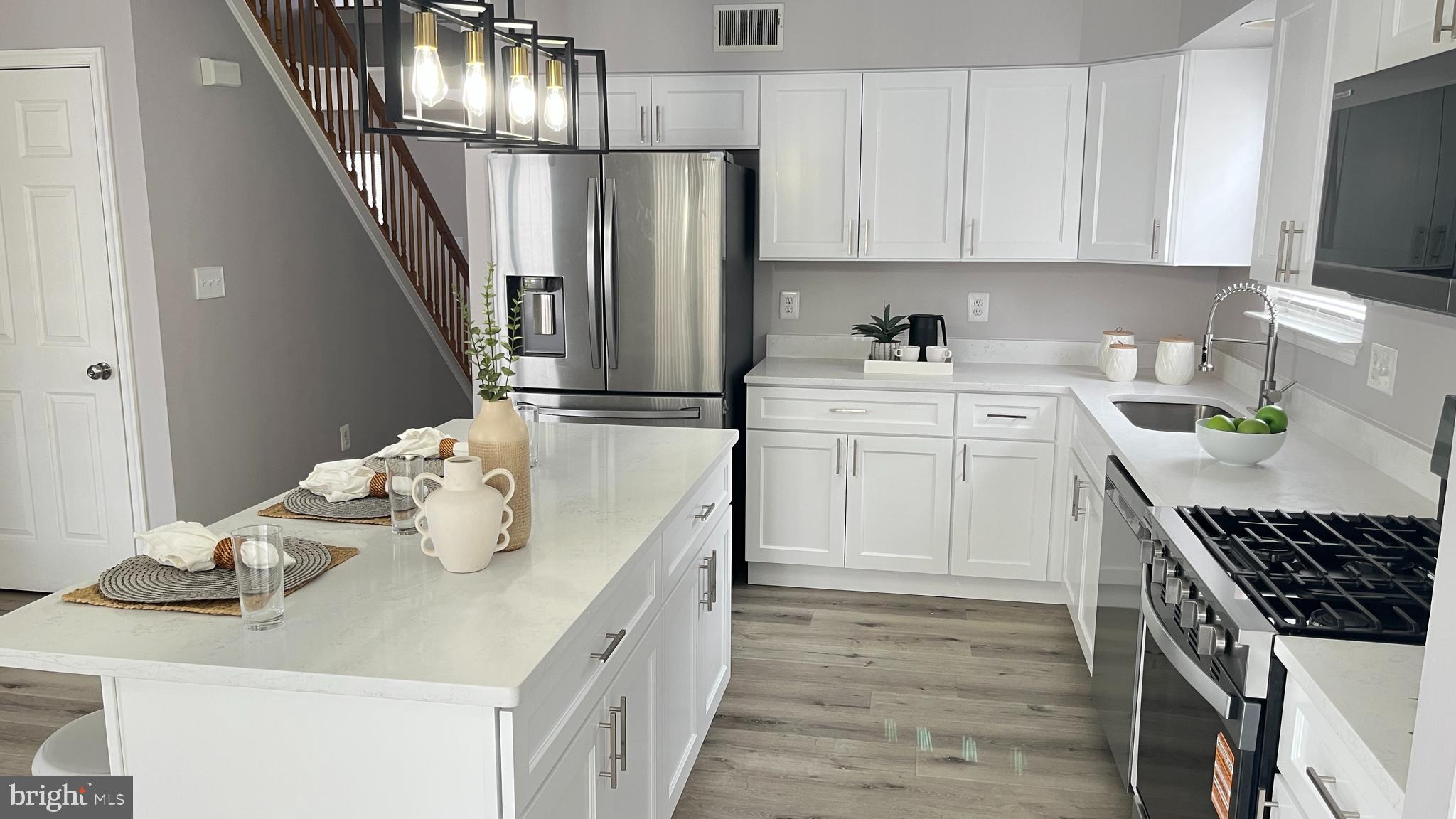 LYONSWOOD SOUTH - Residential