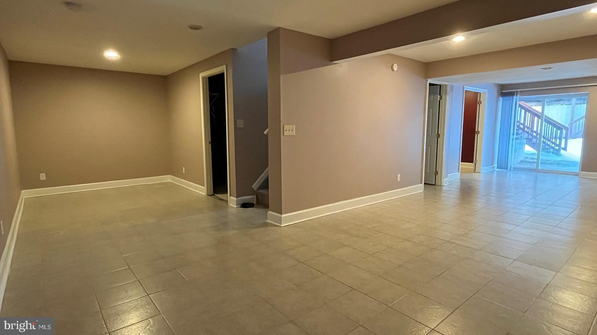 LYONSWOOD SOUTH - Residential