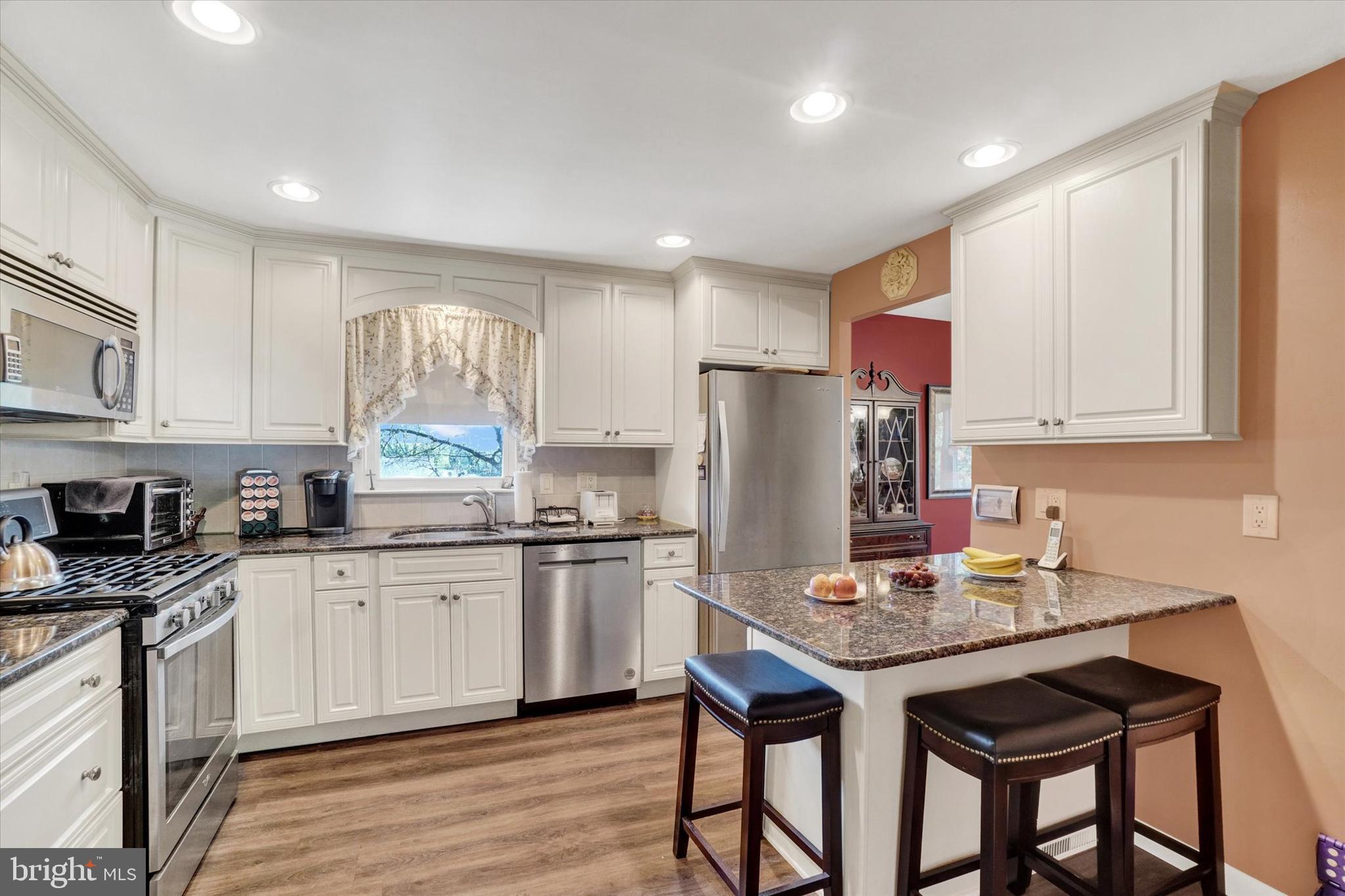 HAINES ACRES - Residential