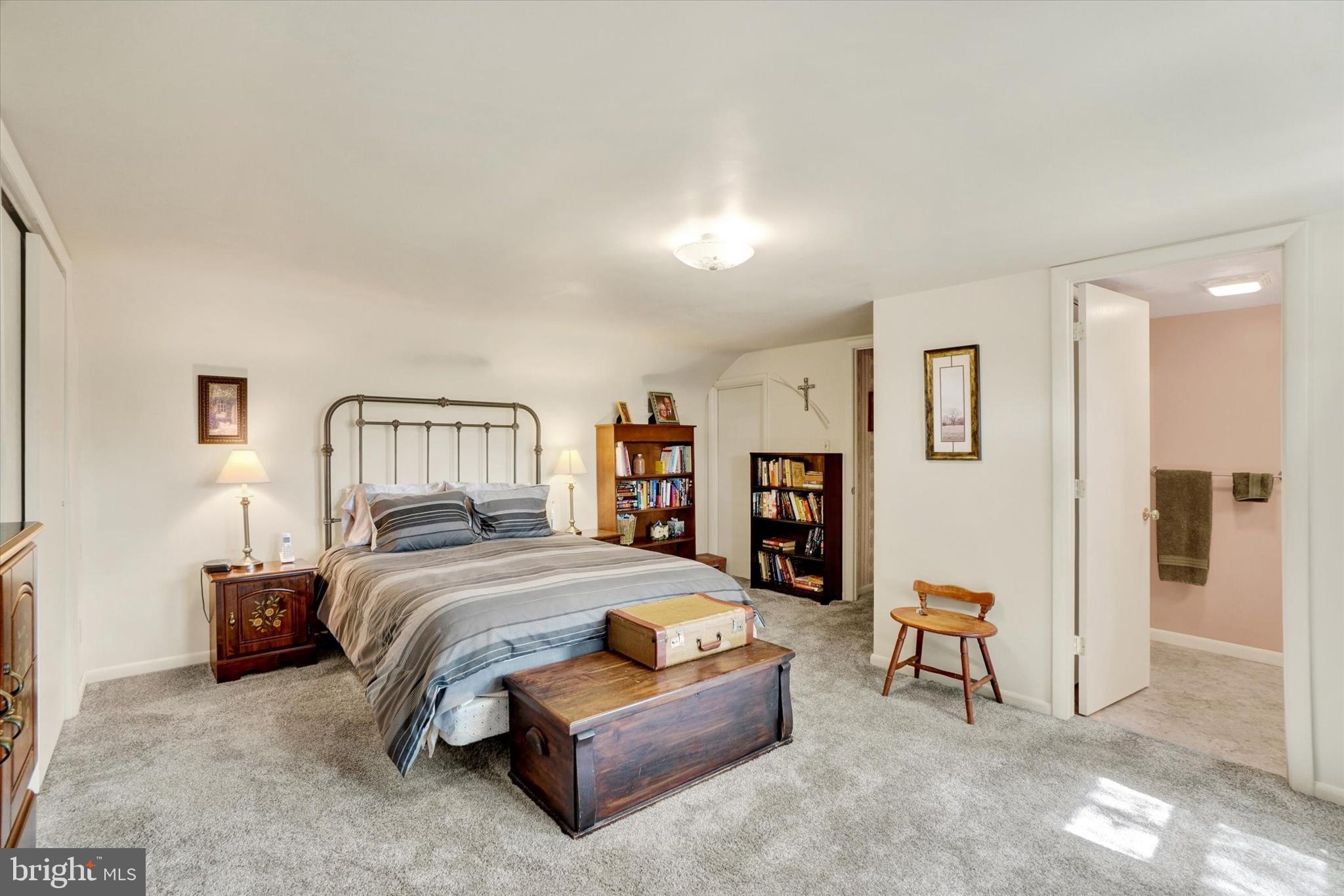 HAINES ACRES - Residential
