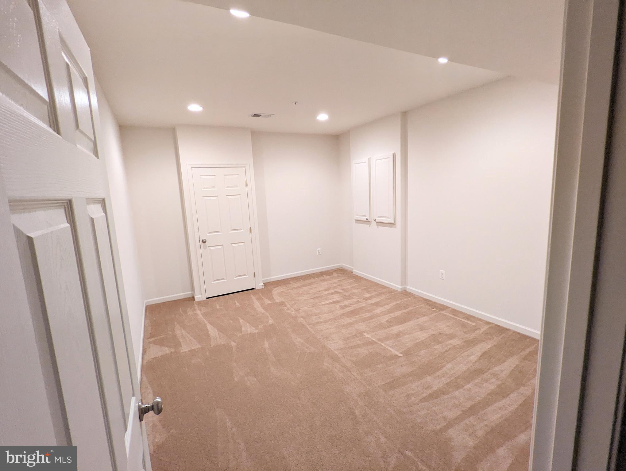 BRENTWOOD - Residential