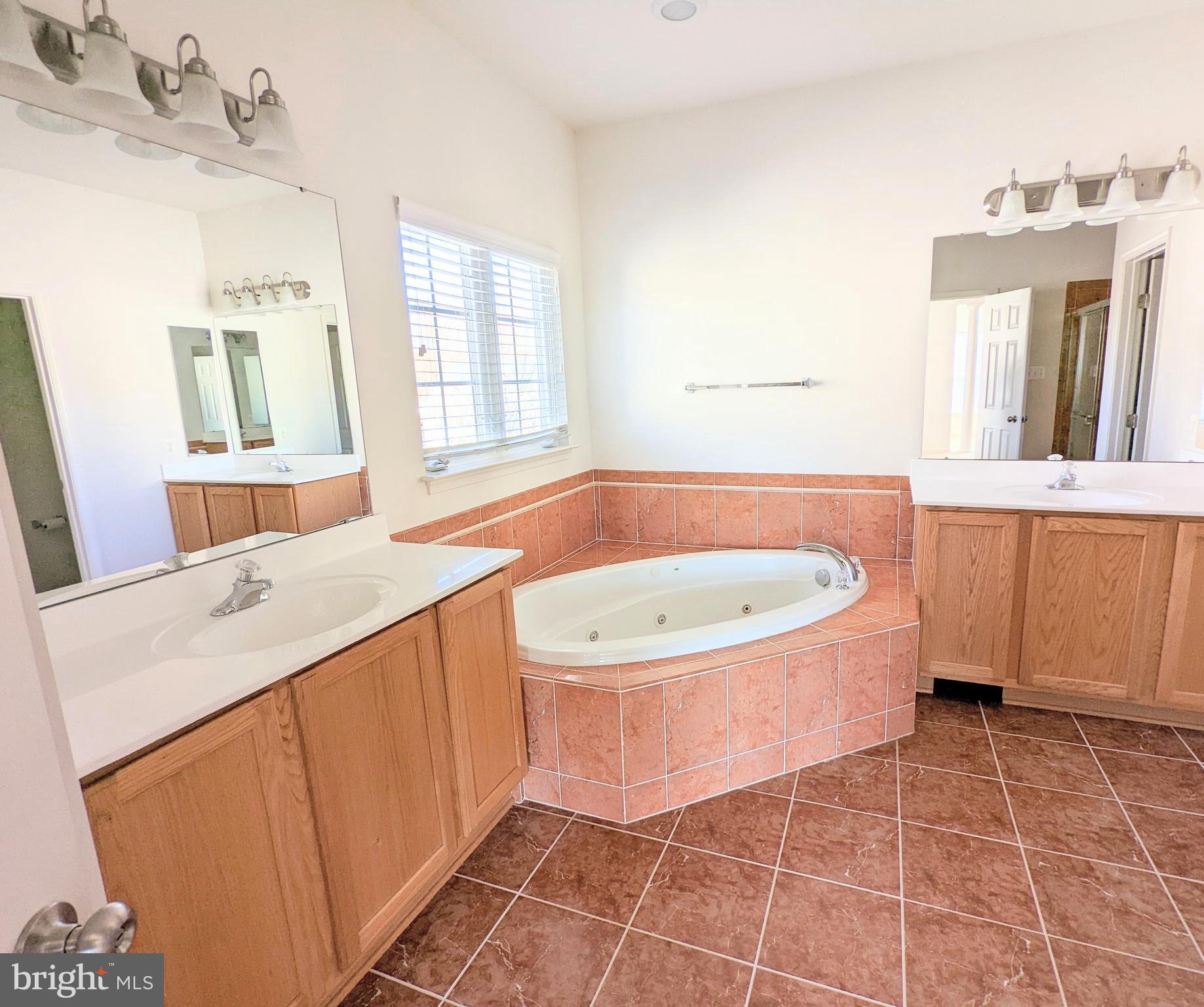 BRENTWOOD - Residential