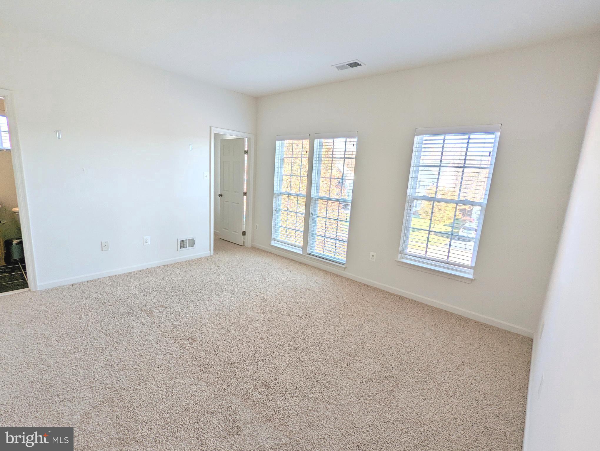 BRENTWOOD - Residential