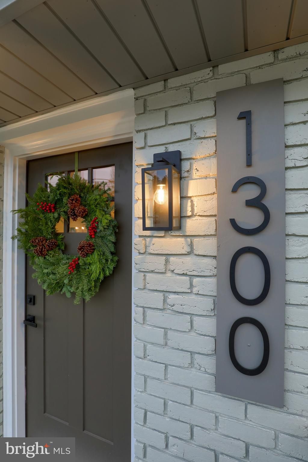 Photo of 1300 LOCUST ST, COLUMBIA, PA 17512 (MLS # PALA2028692)