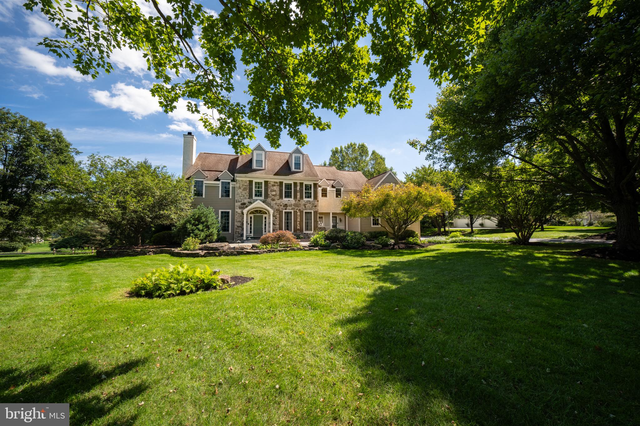 7 GREGORY LANE