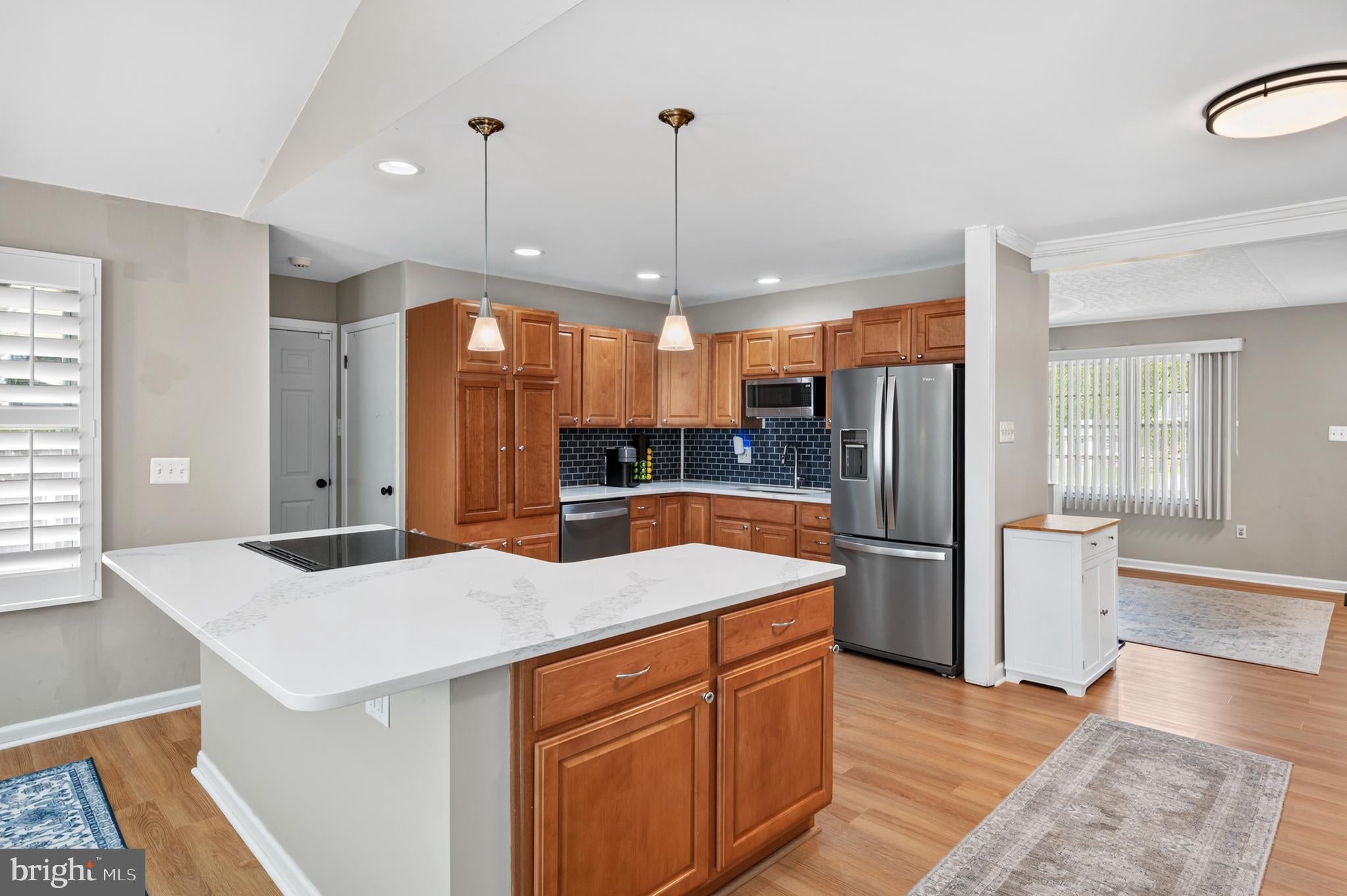 819 DANZA ROAD