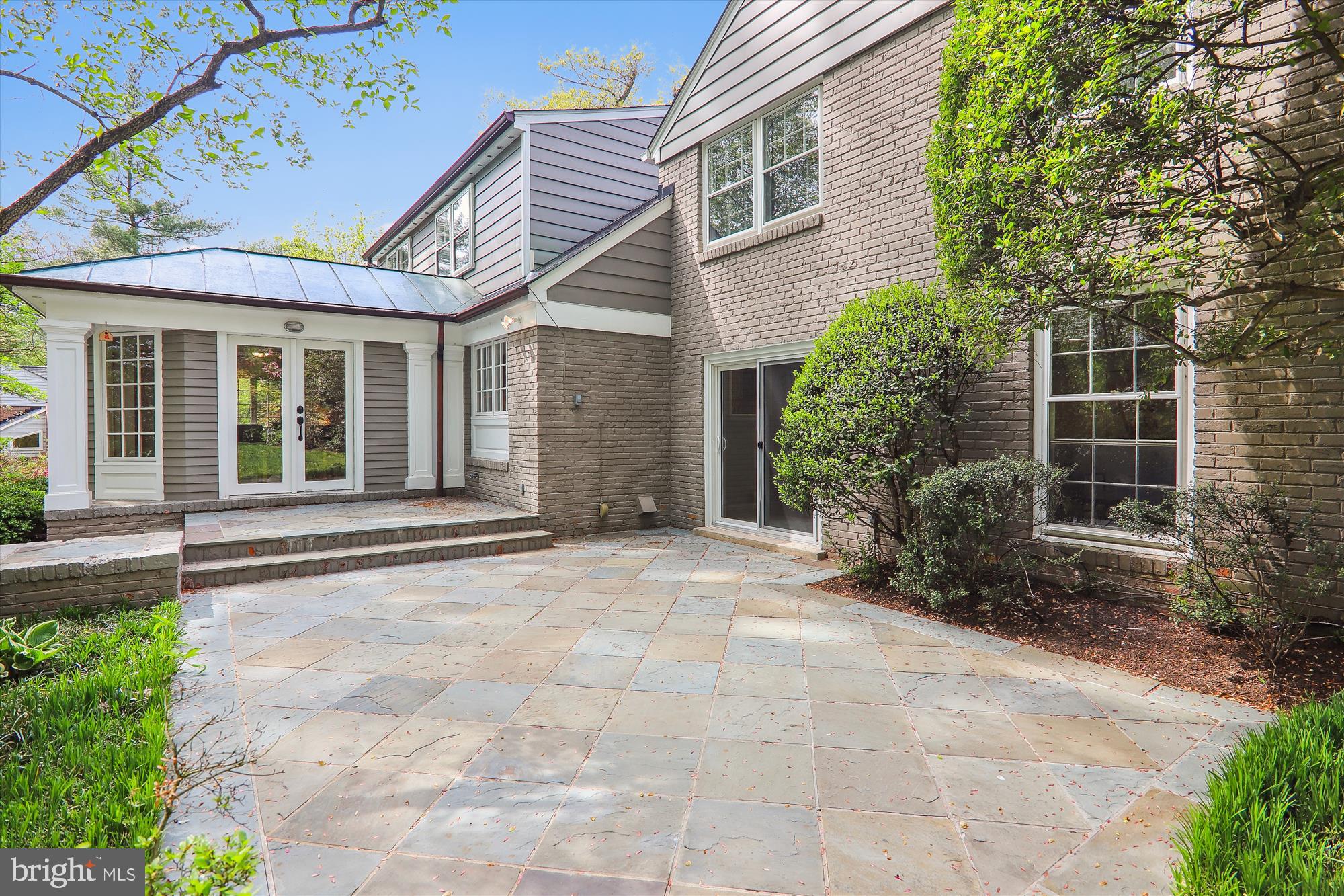 OLD FARM - Residential