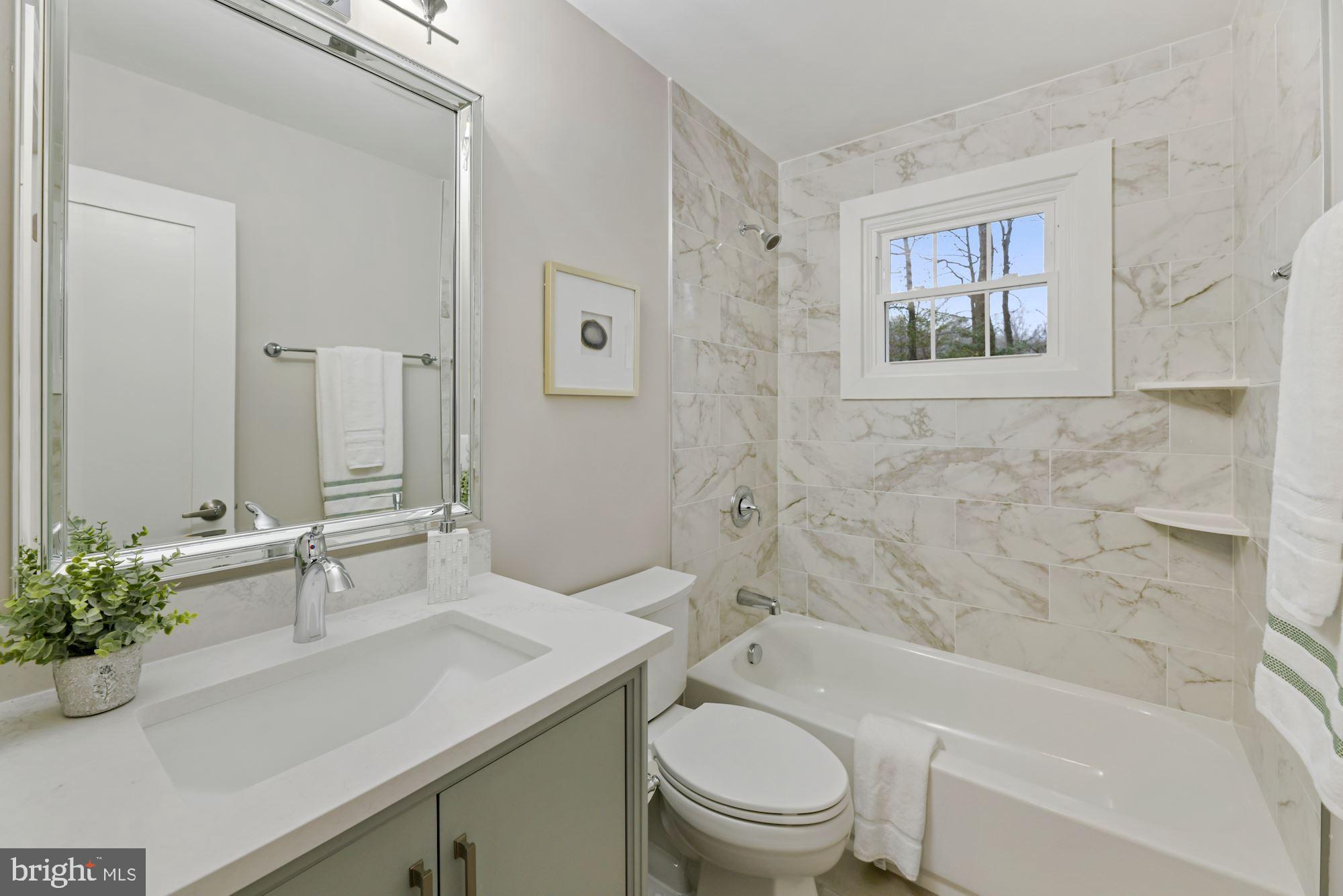 ORANGE HUNT ESTATES - Residential