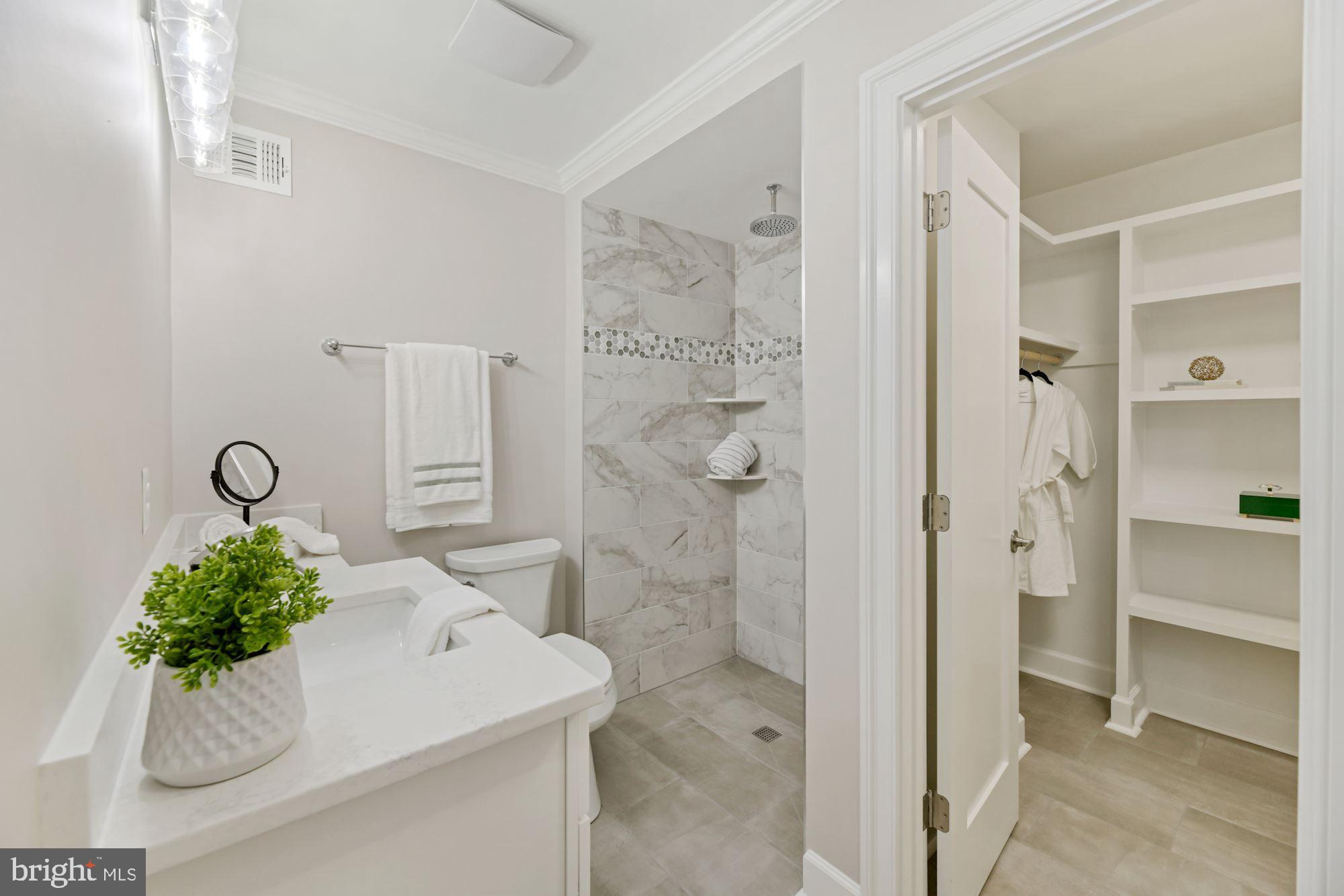 ORANGE HUNT ESTATES - Residential