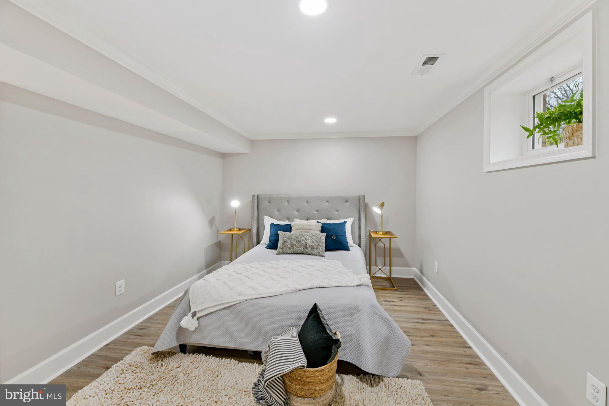 ORANGE HUNT ESTATES - Residential