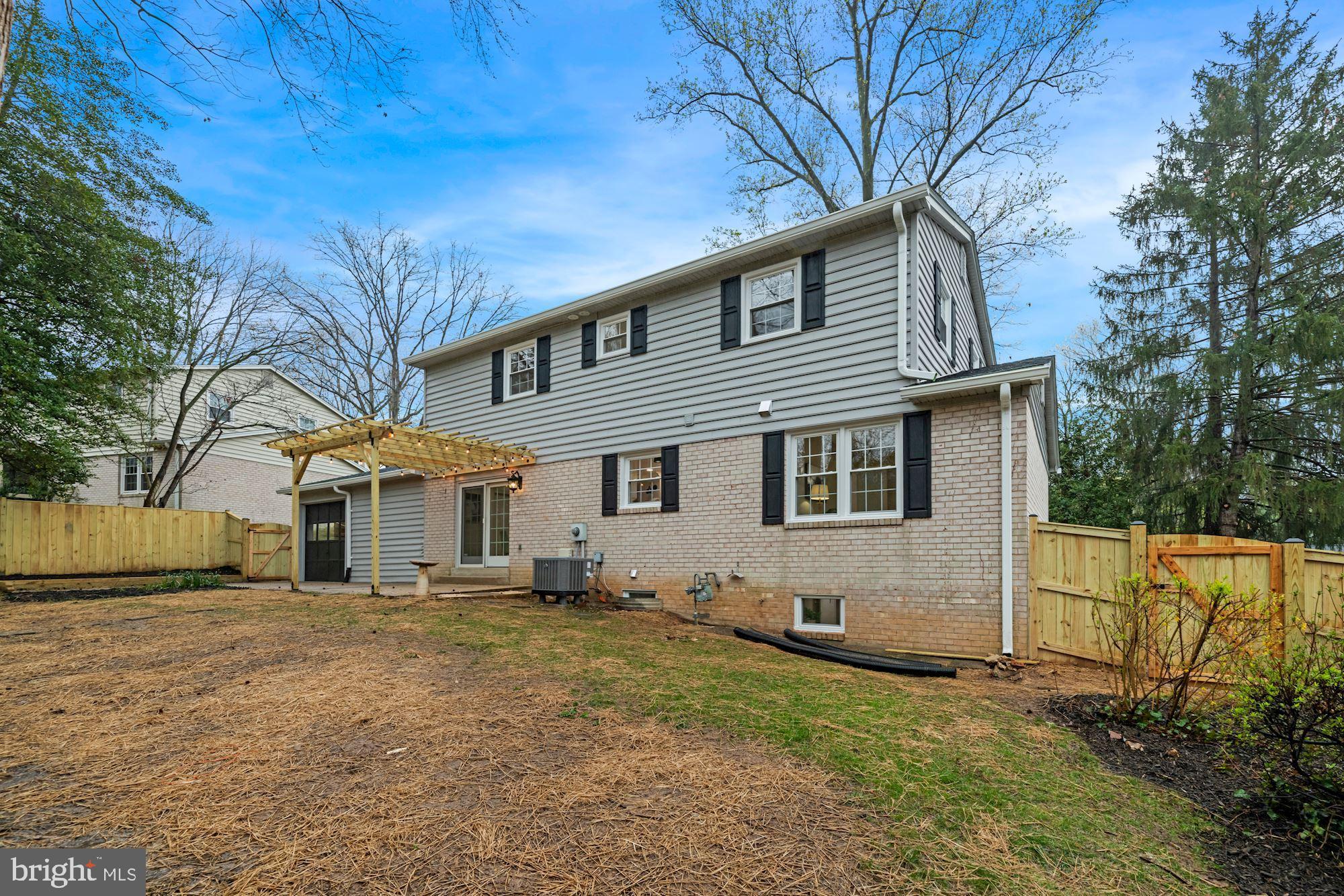 ORANGE HUNT ESTATES - Residential