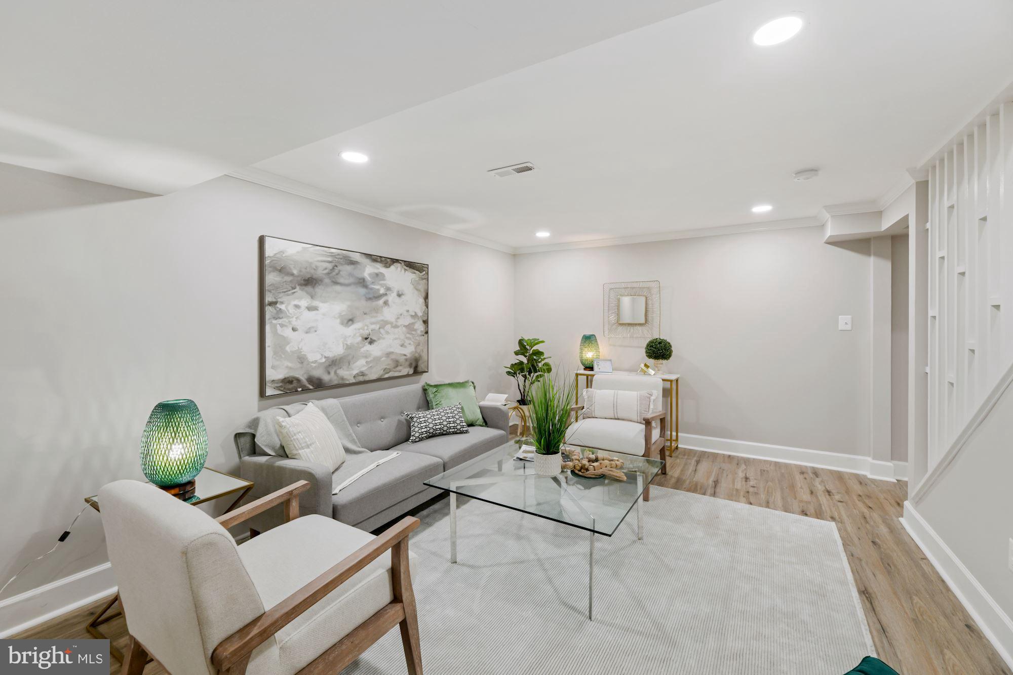 ORANGE HUNT ESTATES - Residential