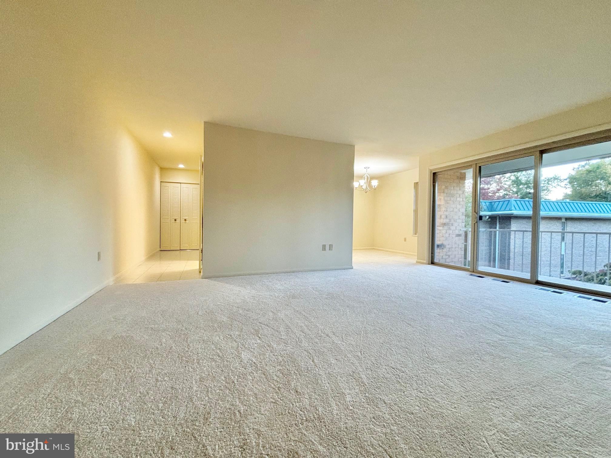 3352 CHISWICK COURT 57-3E