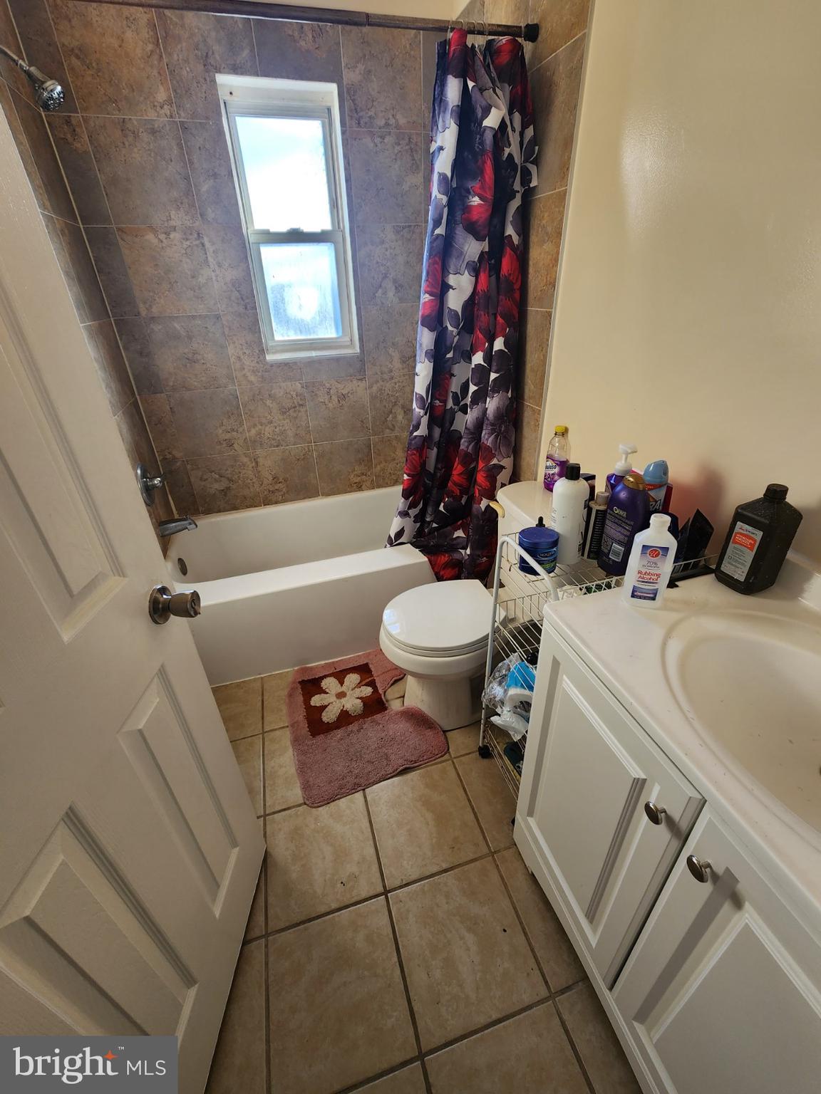 QUINCY MANOR - Residential