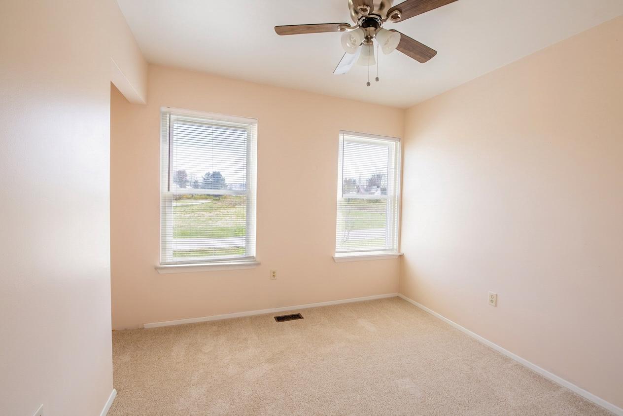 COUNTRY CLUB PARK - Residential