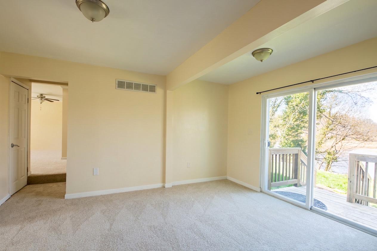 COUNTRY CLUB PARK - Residential