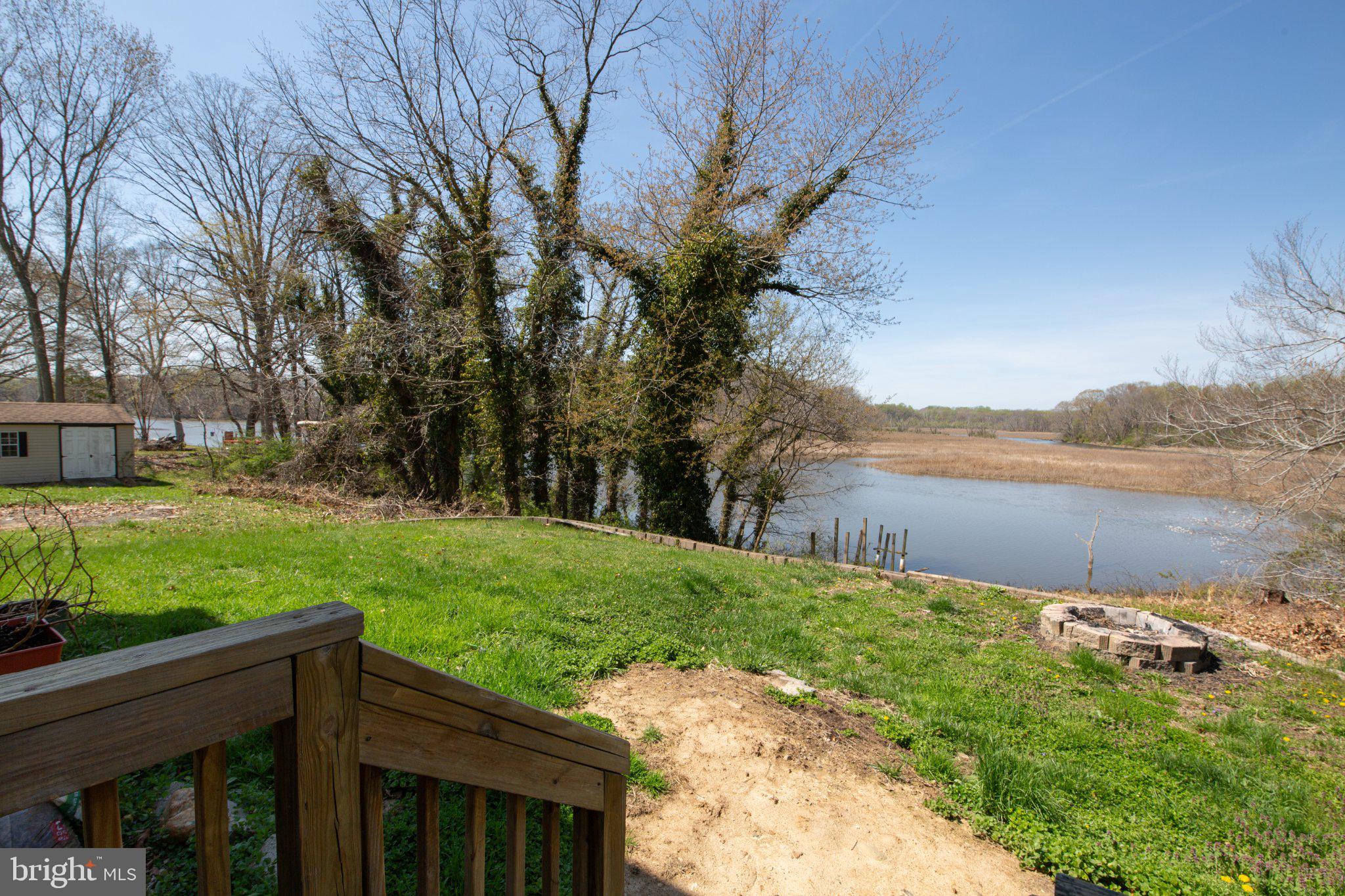 COUNTRY CLUB PARK - Residential