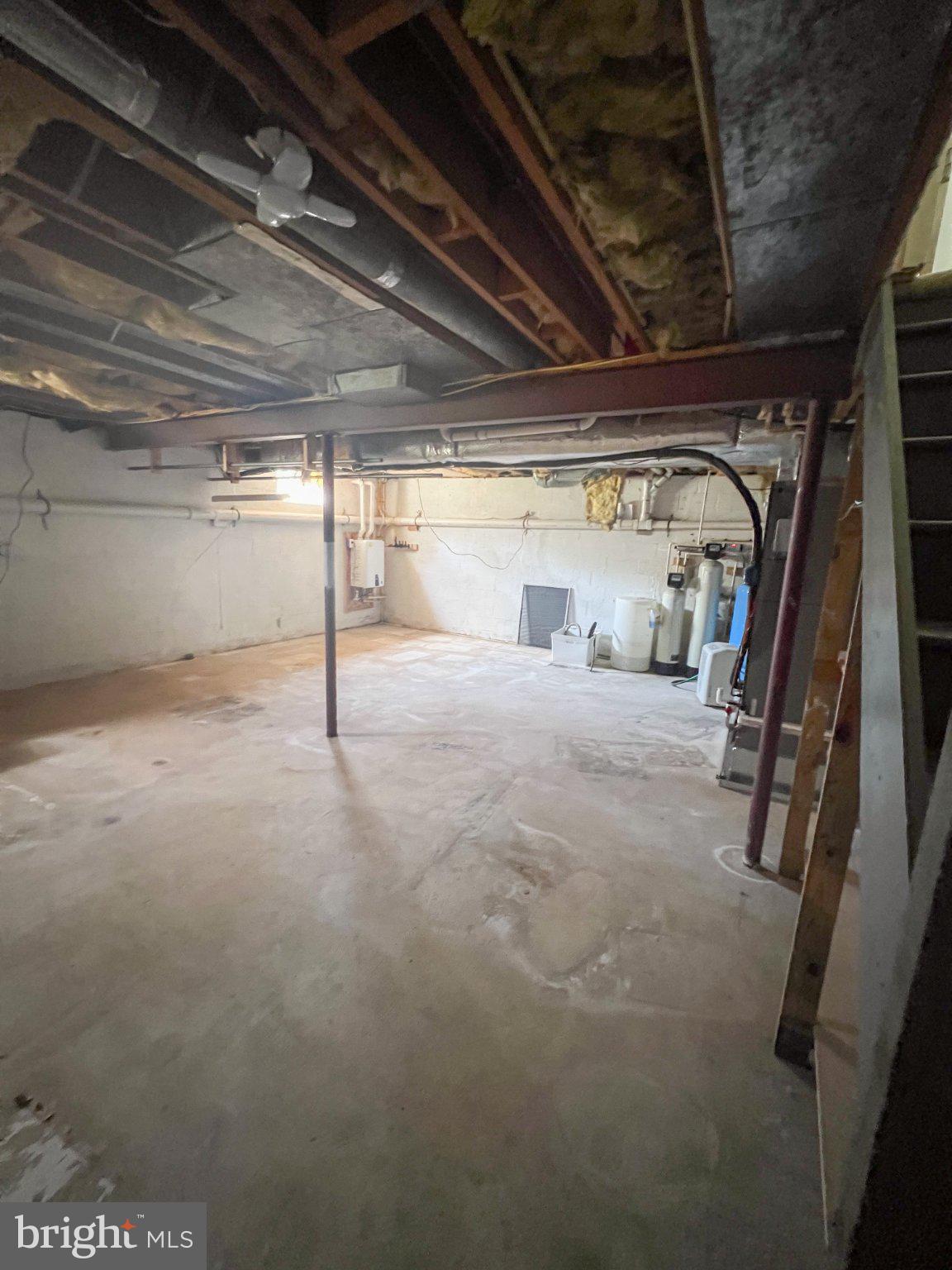 COUNTRY CLUB PARK - Residential