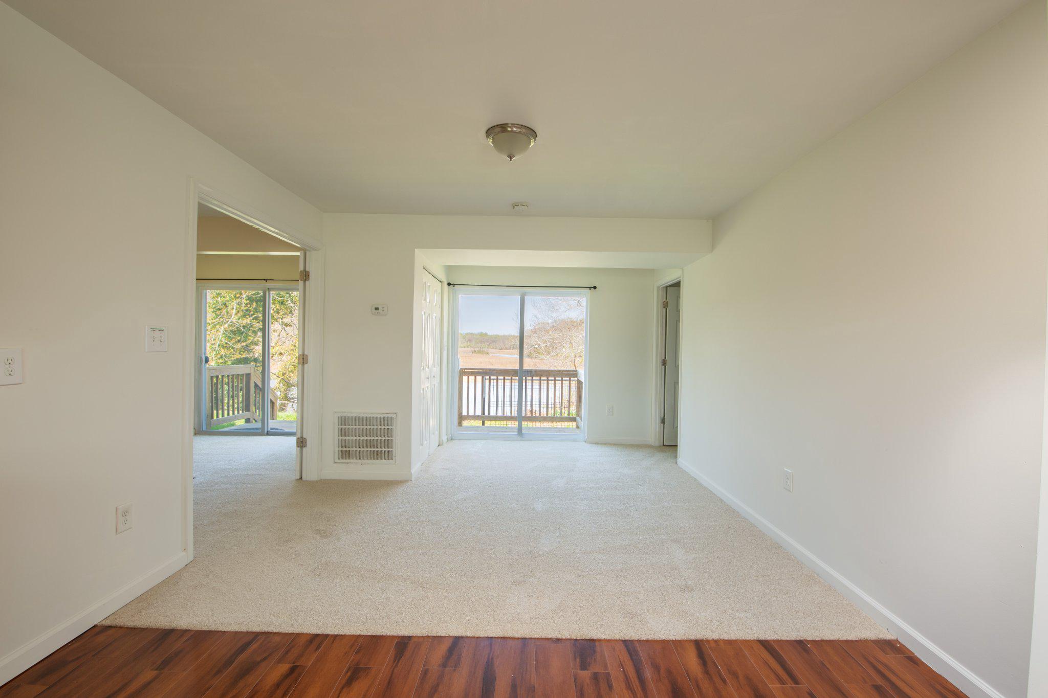 COUNTRY CLUB PARK - Residential