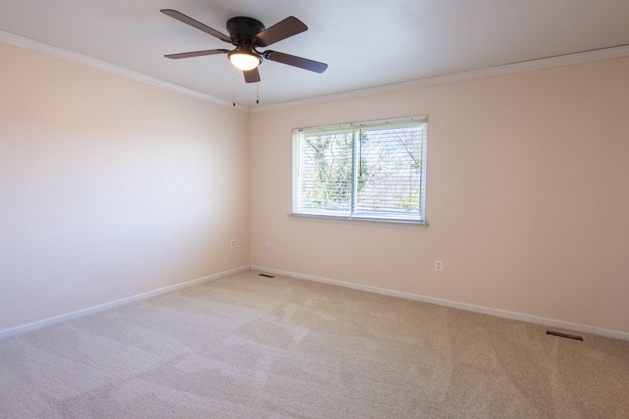 COUNTRY CLUB PARK - Residential