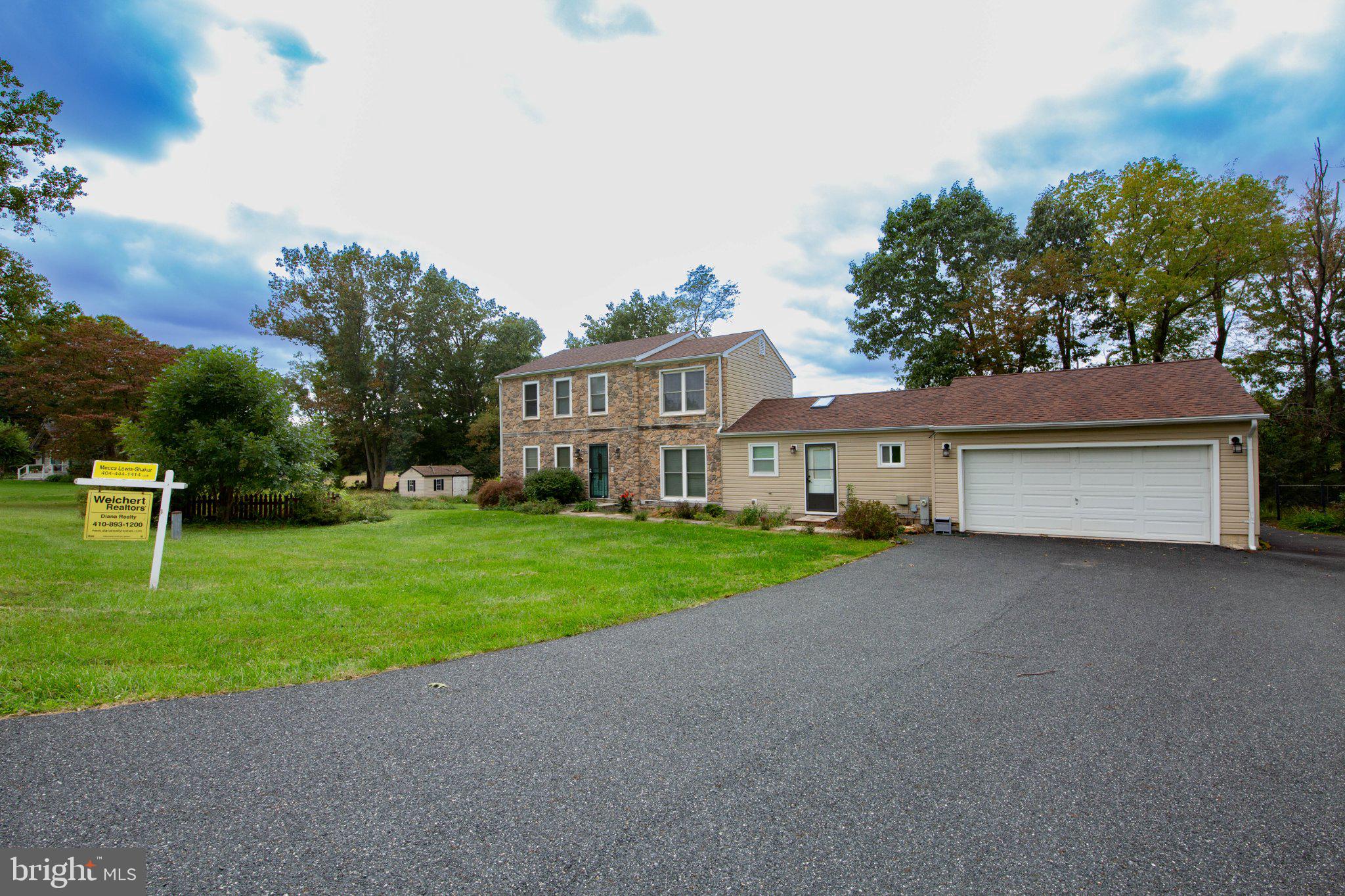 610 COUNTRY CLUB ROAD