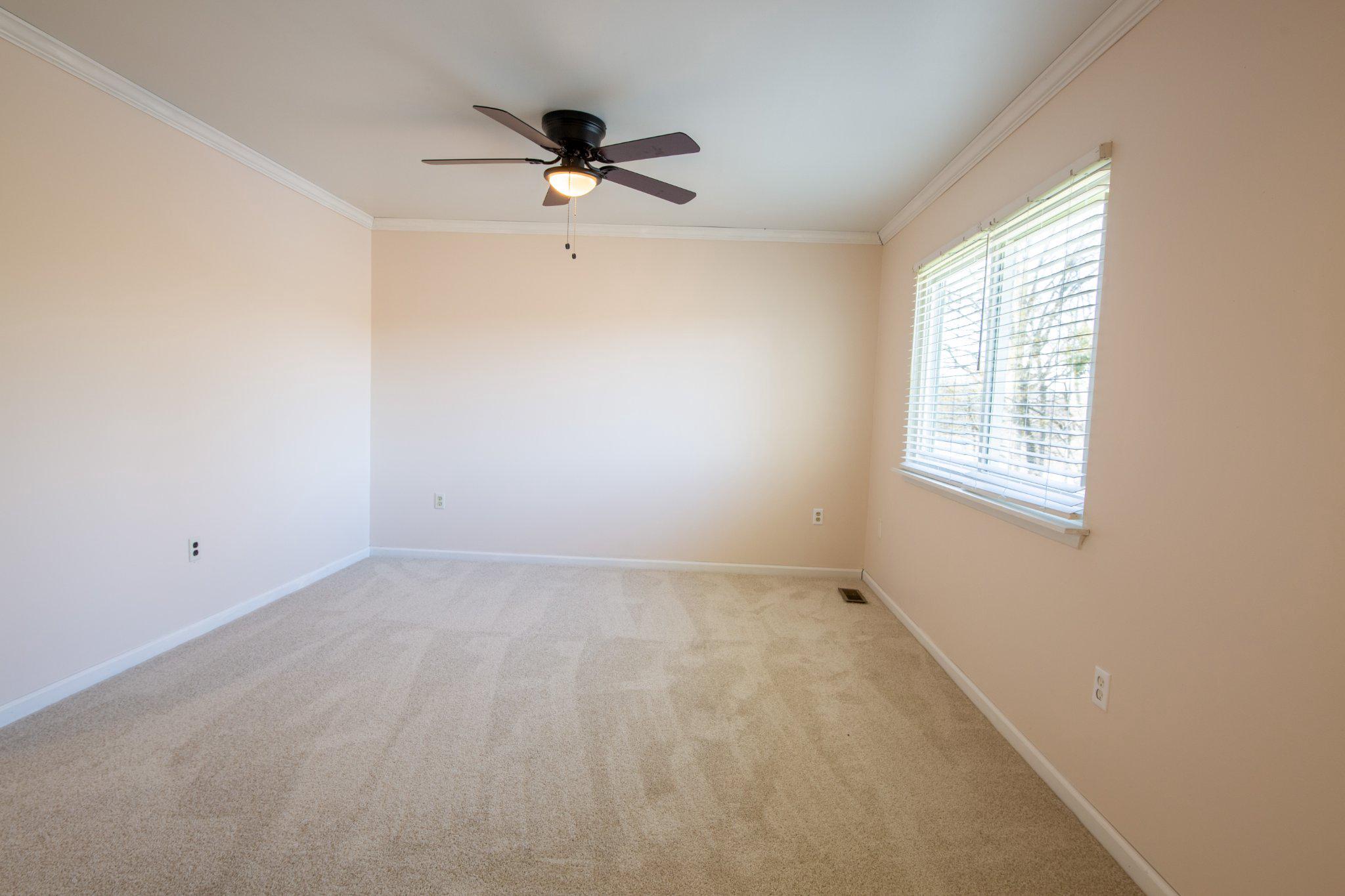 COUNTRY CLUB PARK - Residential