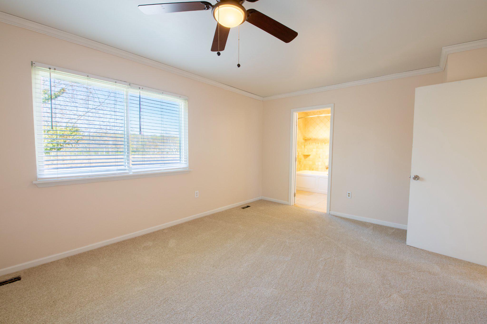 COUNTRY CLUB PARK - Residential